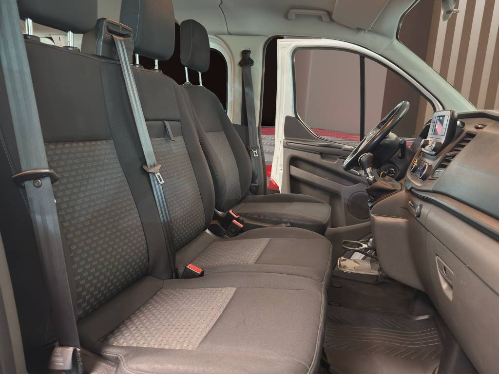 FORD Transit Custom 320 L1H1 Trend-image-6