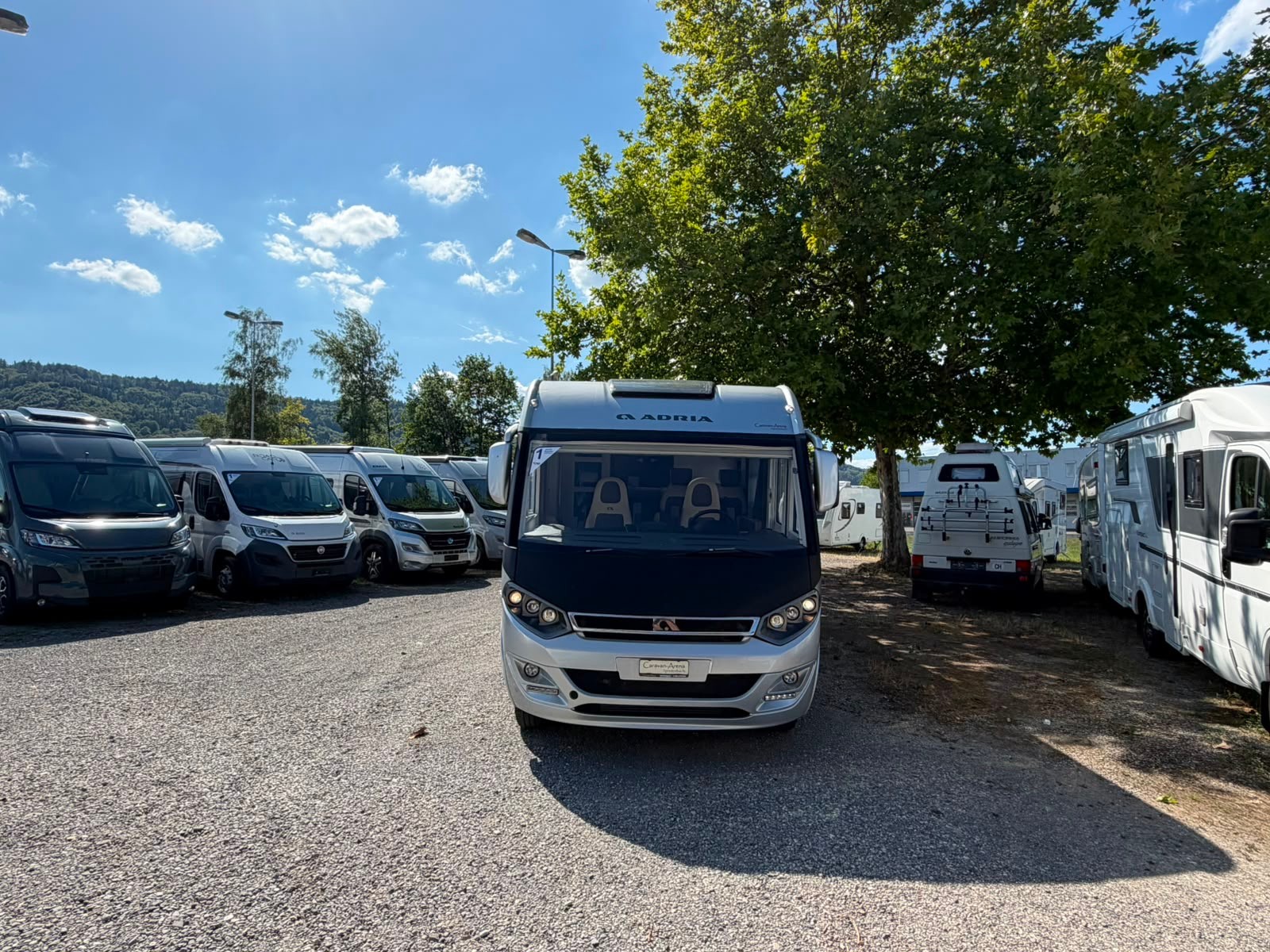 FIAT ***2.3 JTD 150PS***ADRIA SONIC SUPREME I 710 SL***AUTOMAT***LÄNGSBETT***EL.HUBBETT***NUR 30000KM***LUXUS***ALDE-HEIZUNG***