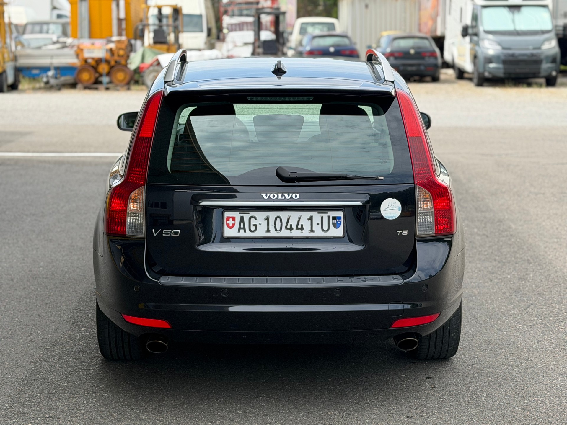 VOLVO V50 T5 Summum Geartronic R-Design-image-7