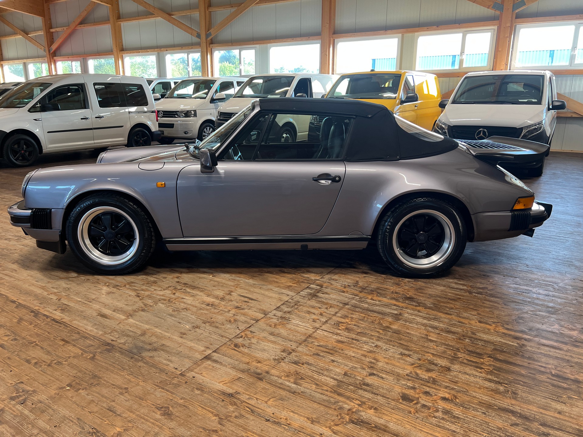 PORSCHE 911 Carrera Jubilee Edition-image-7