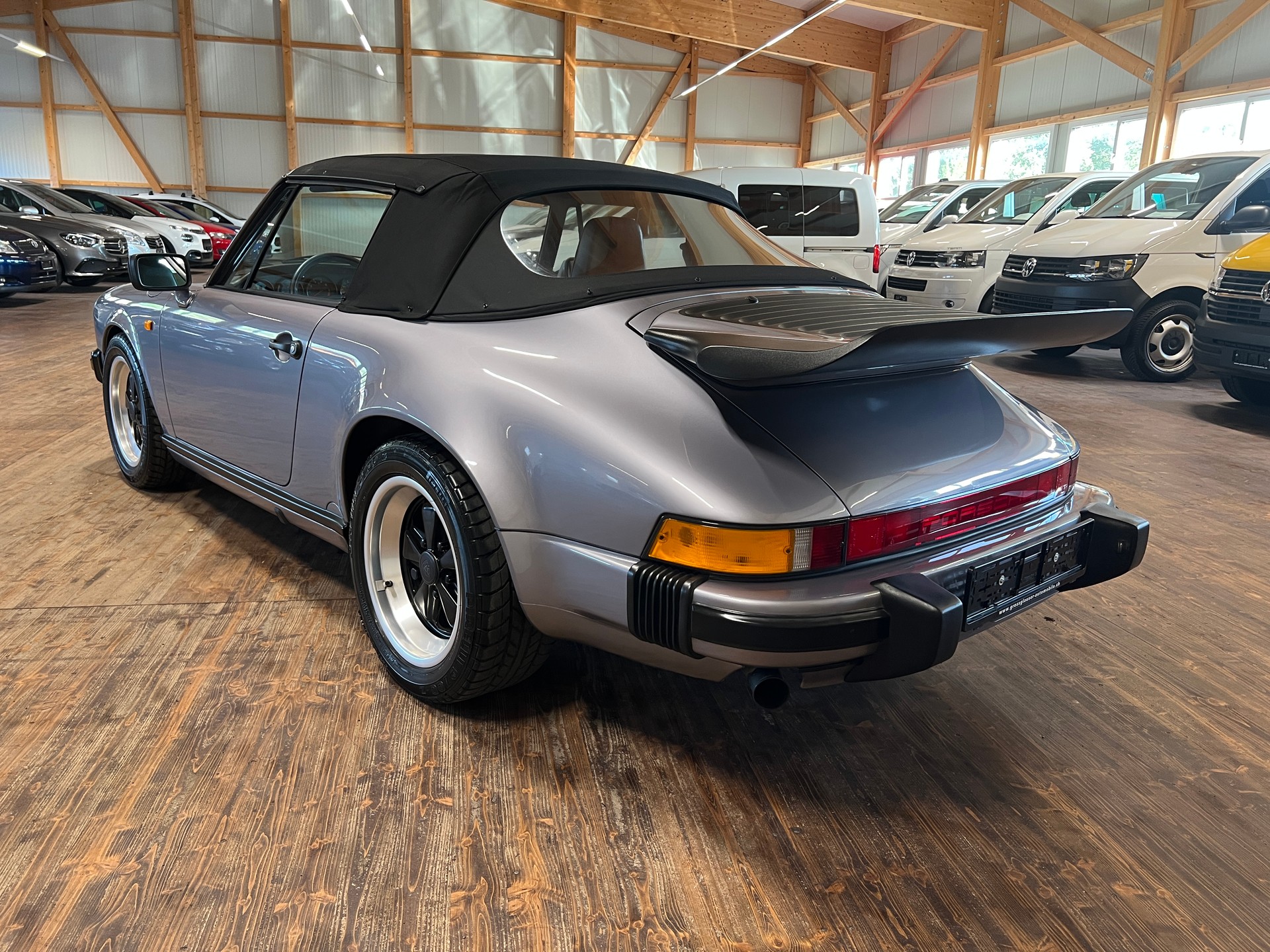PORSCHE 911 Carrera Jubilee Edition-image-6
