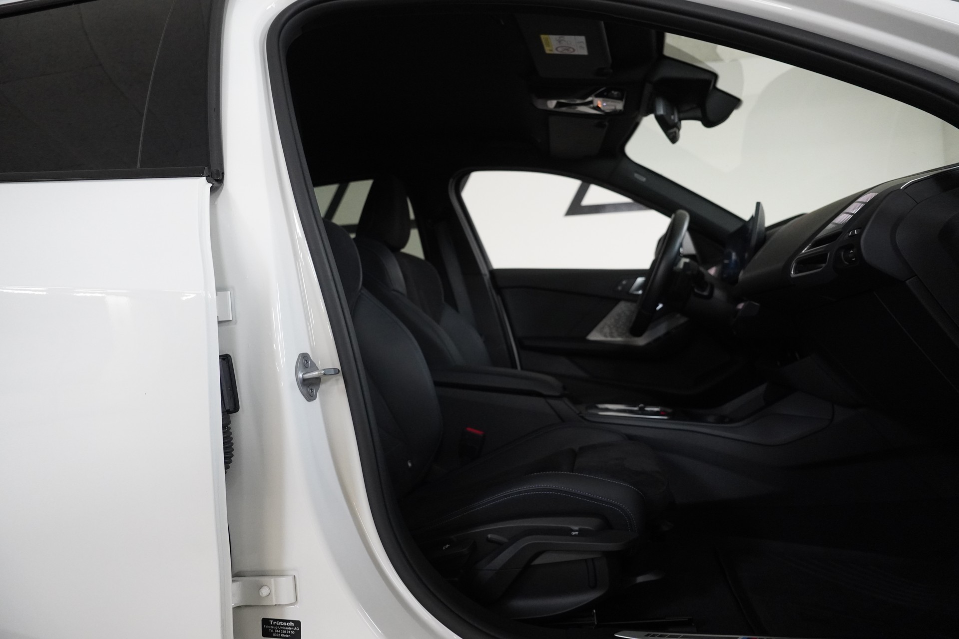 BMW 120d M Sport Steptronic-image-13