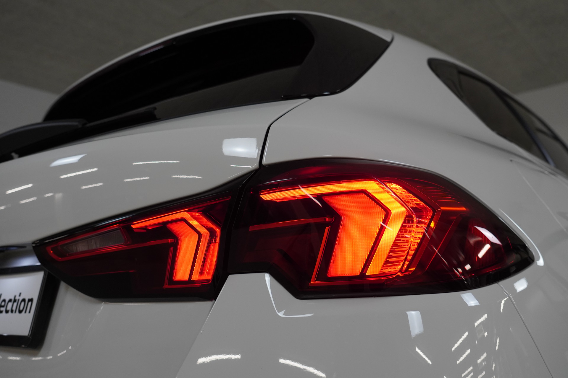 BMW 120d M Sport Steptronic-image-15