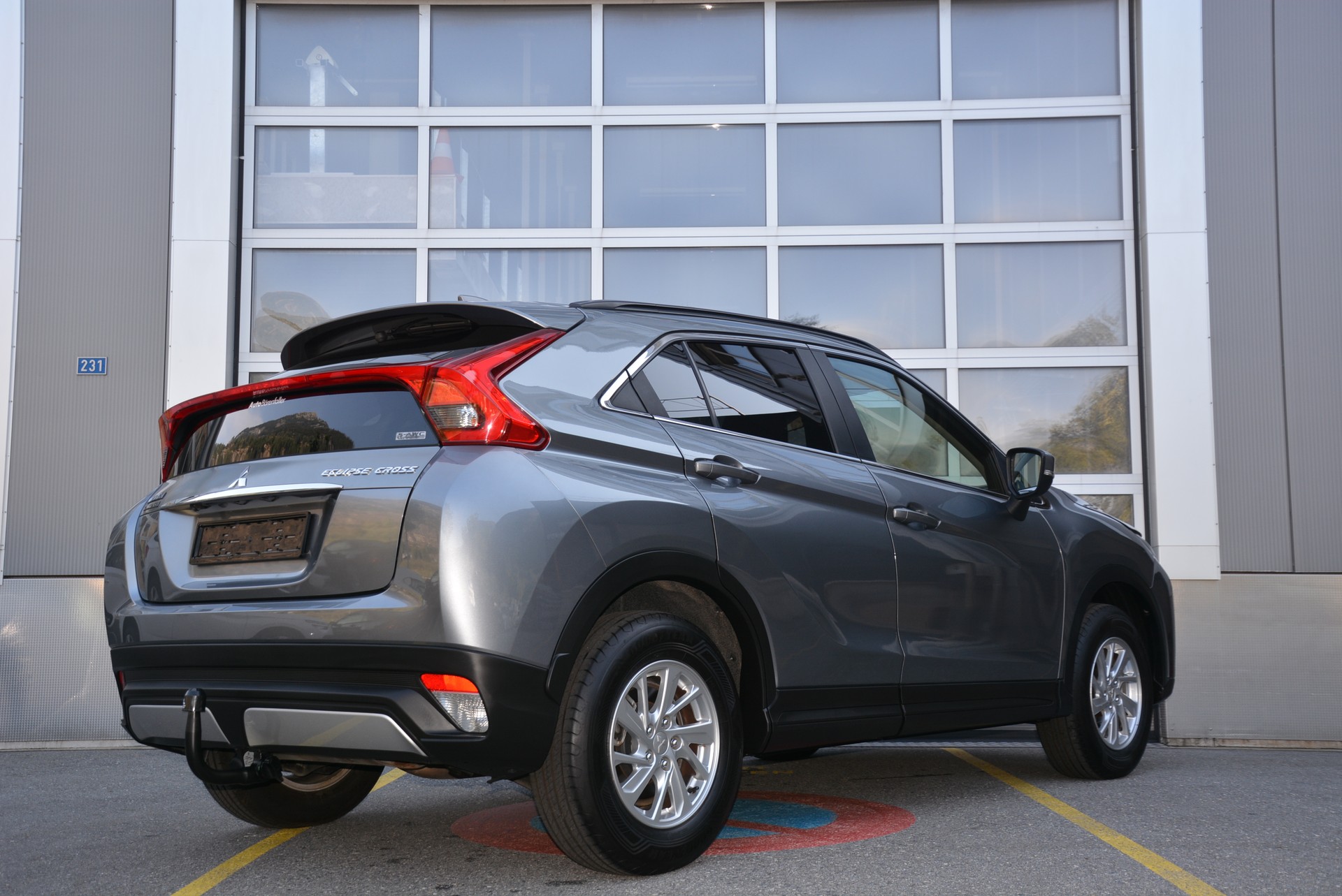 MITSUBISHI Eclipse Cross 1.5 T-Mivec Value 4WD CVT-image-1