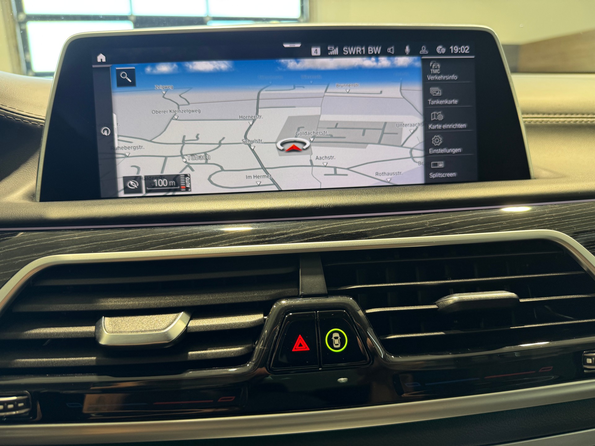 BMW 750i xDrive Steptronic-image-24