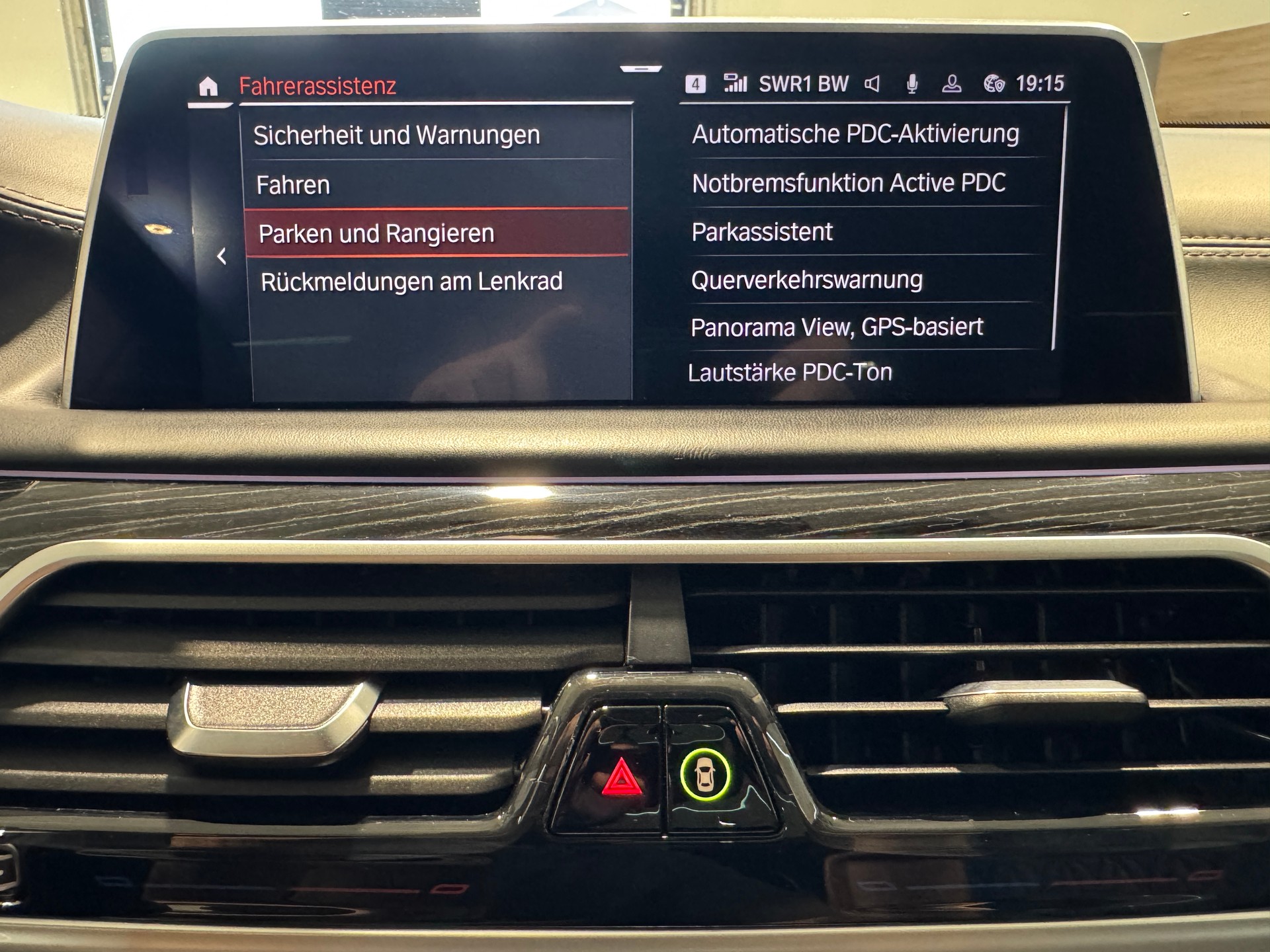 BMW 750i xDrive Steptronic-image-29