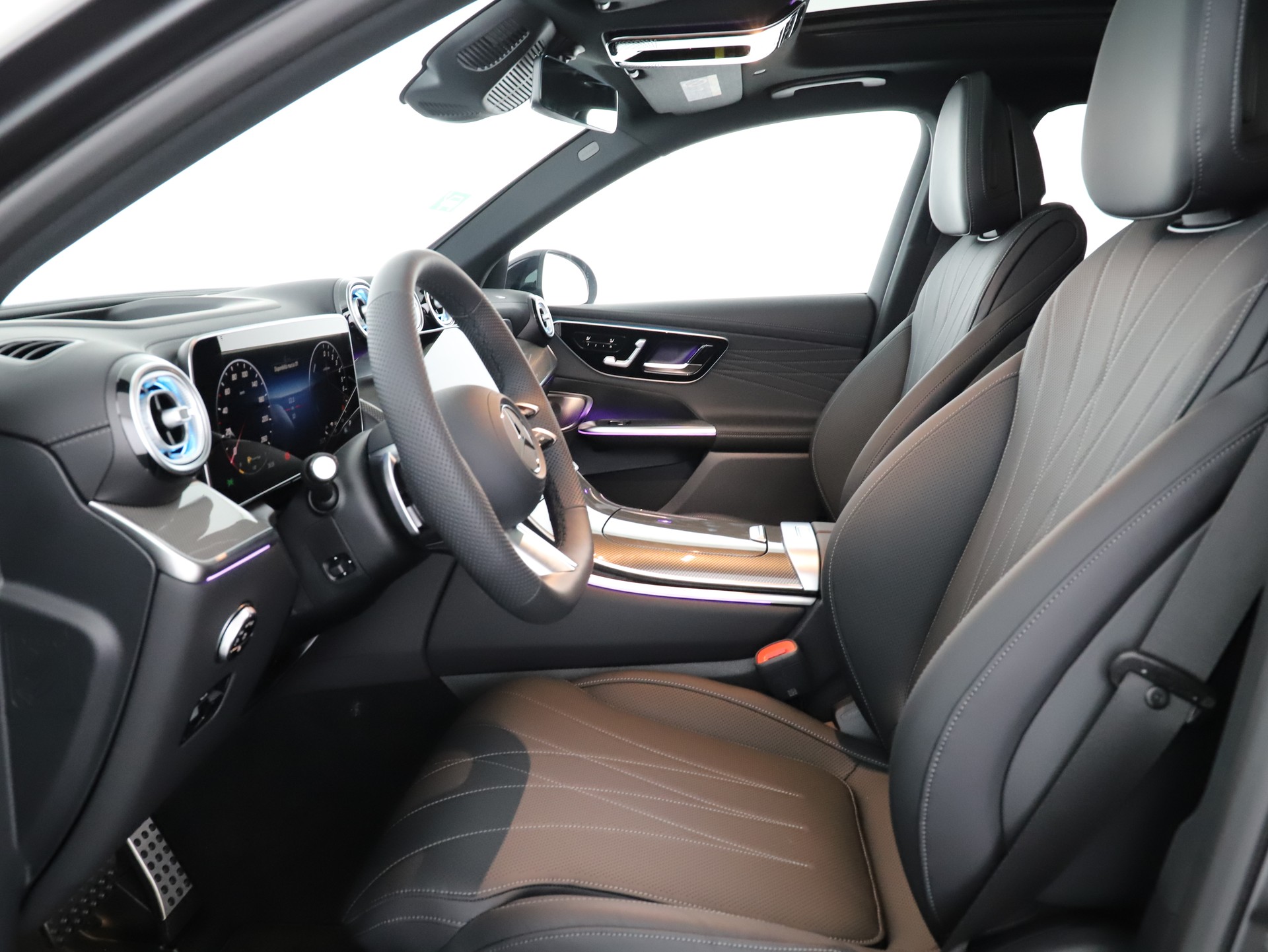 MERCEDES-BENZ GLC 400 e 4M EQ Star-image-8