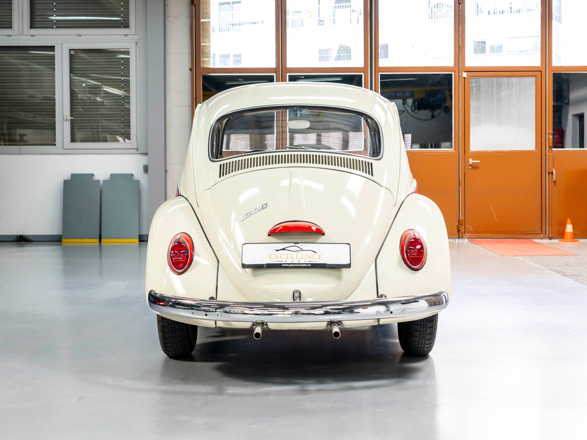 VW Coccinelle 11-1300-image-6