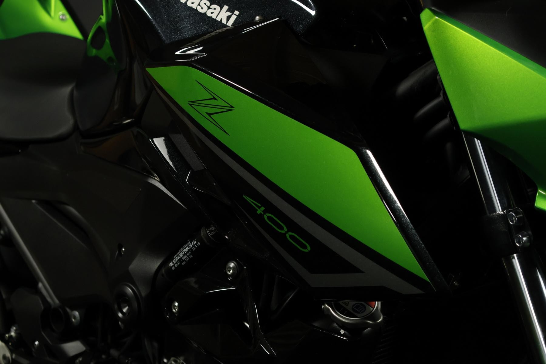 KAWASAKI Z 400-image-5
