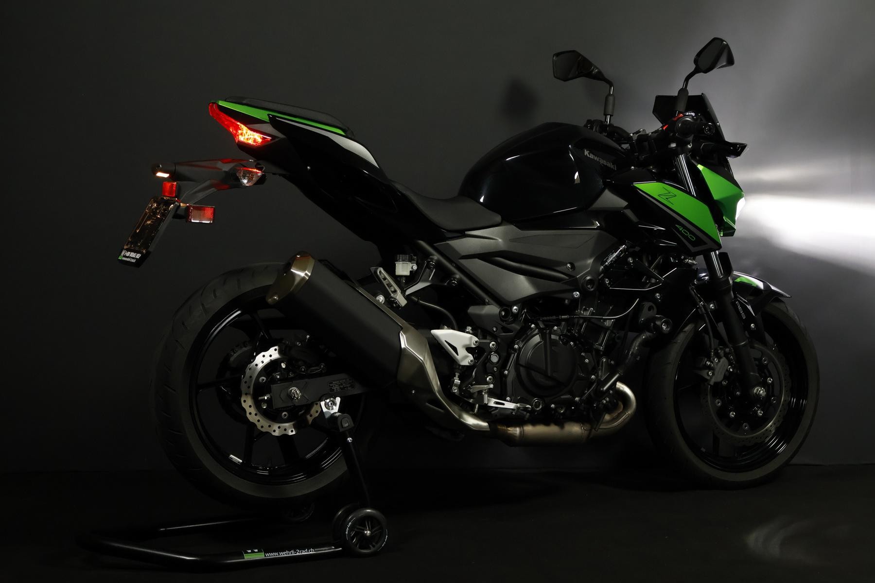KAWASAKI Z 400-image-12