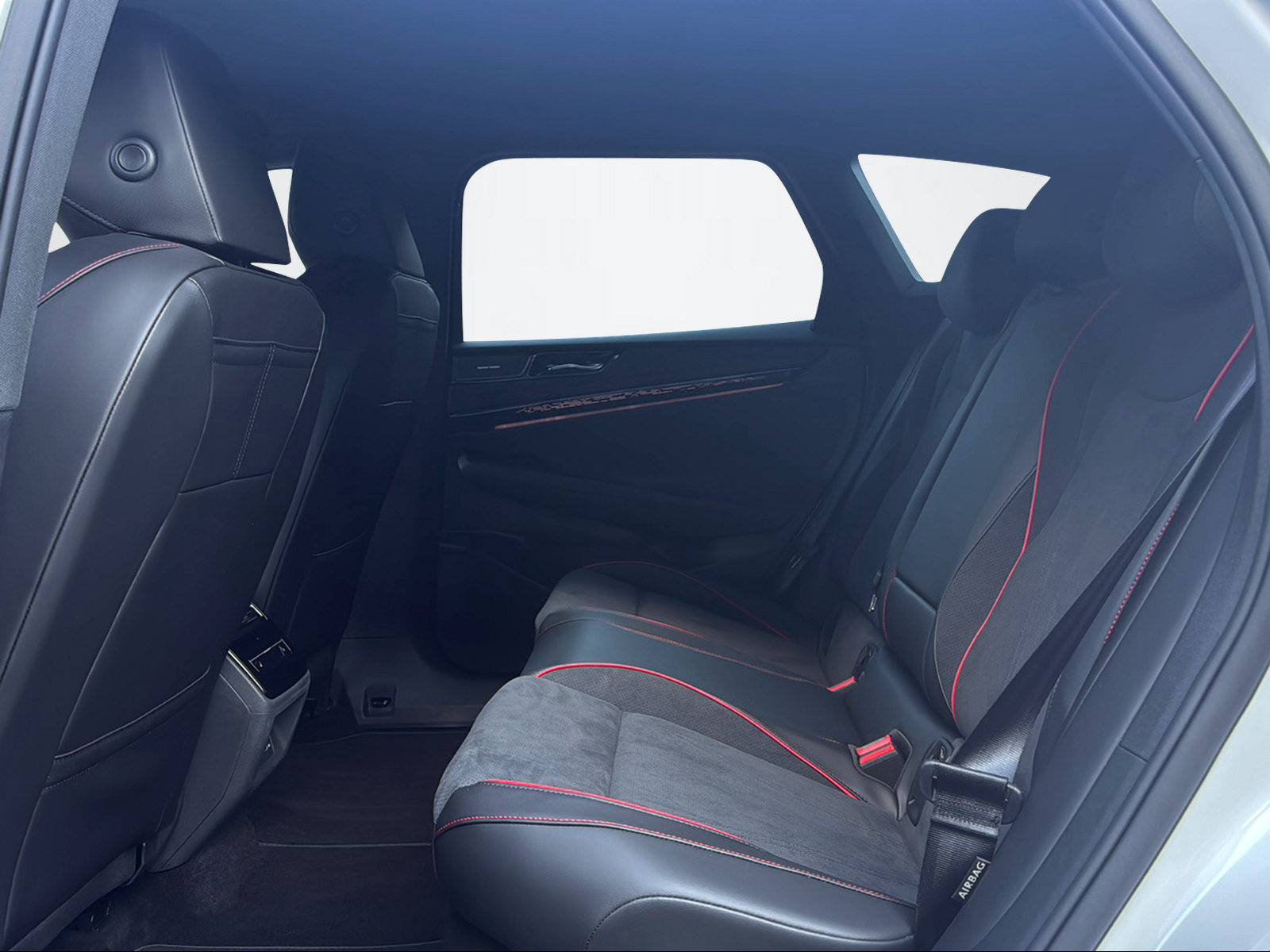 VW ID.7 Tourer GTX United 4motion-image-8