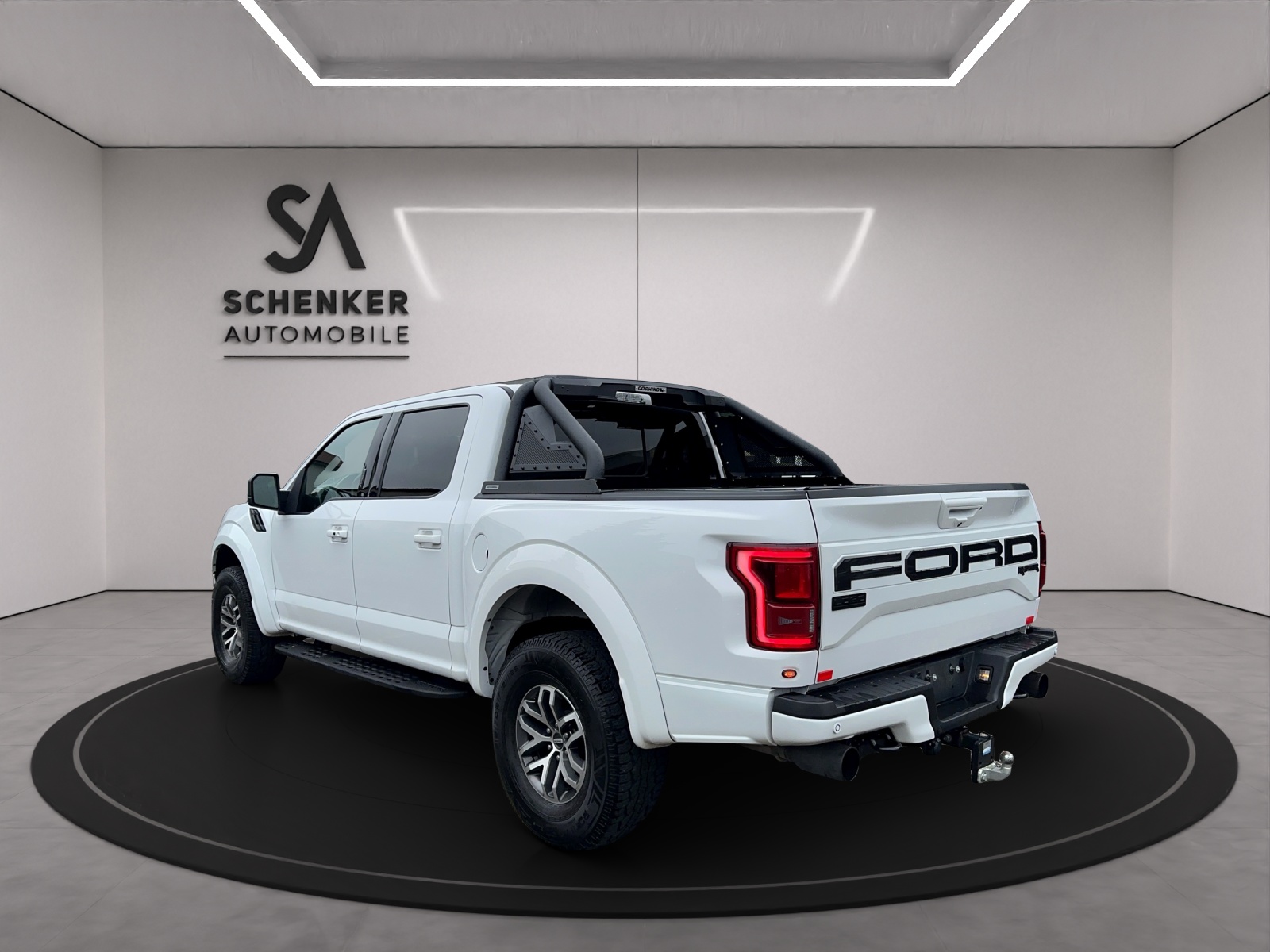 FORD F-150 Raptor-showroom-element-3