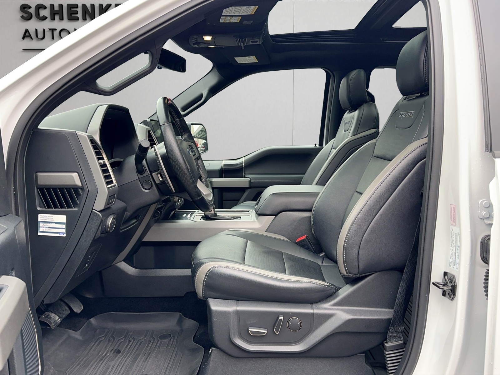 FORD F-150 Raptor-image-13