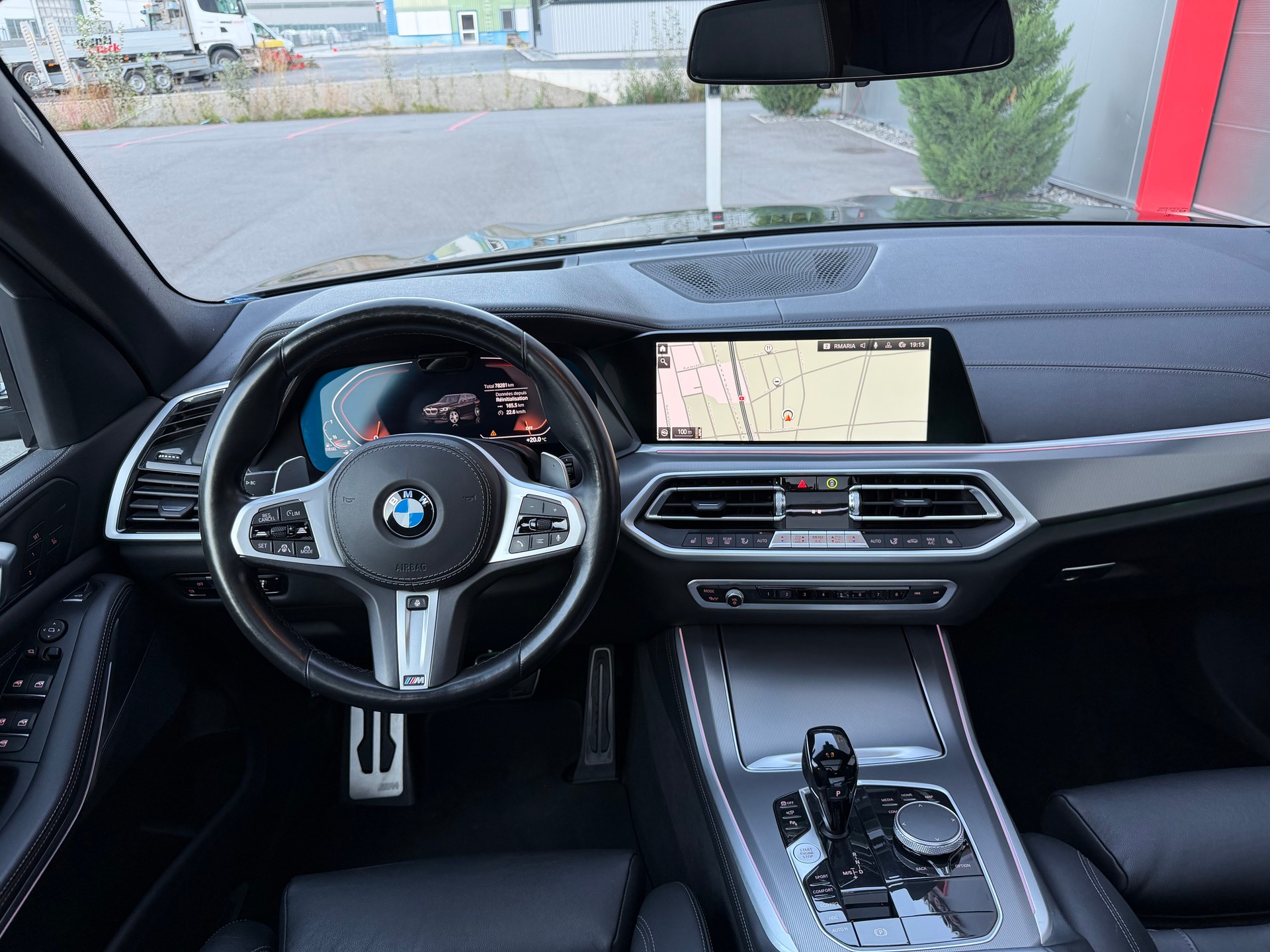 BMW X5 xDrive 48V 40d M Sport Steptronic-image-12