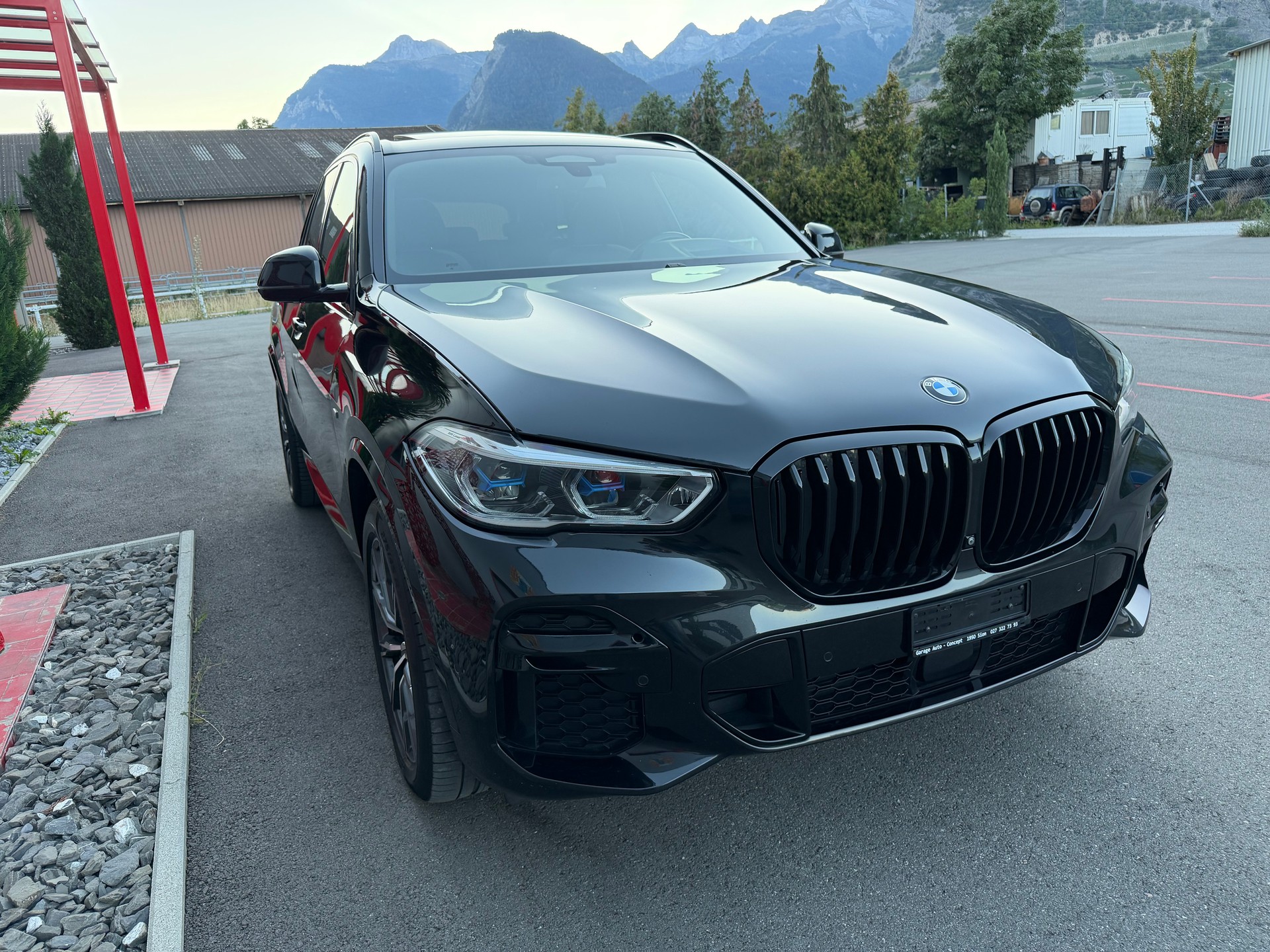 BMW X5 xDrive 48V 40d M Sport Steptronic-showroom-element-3