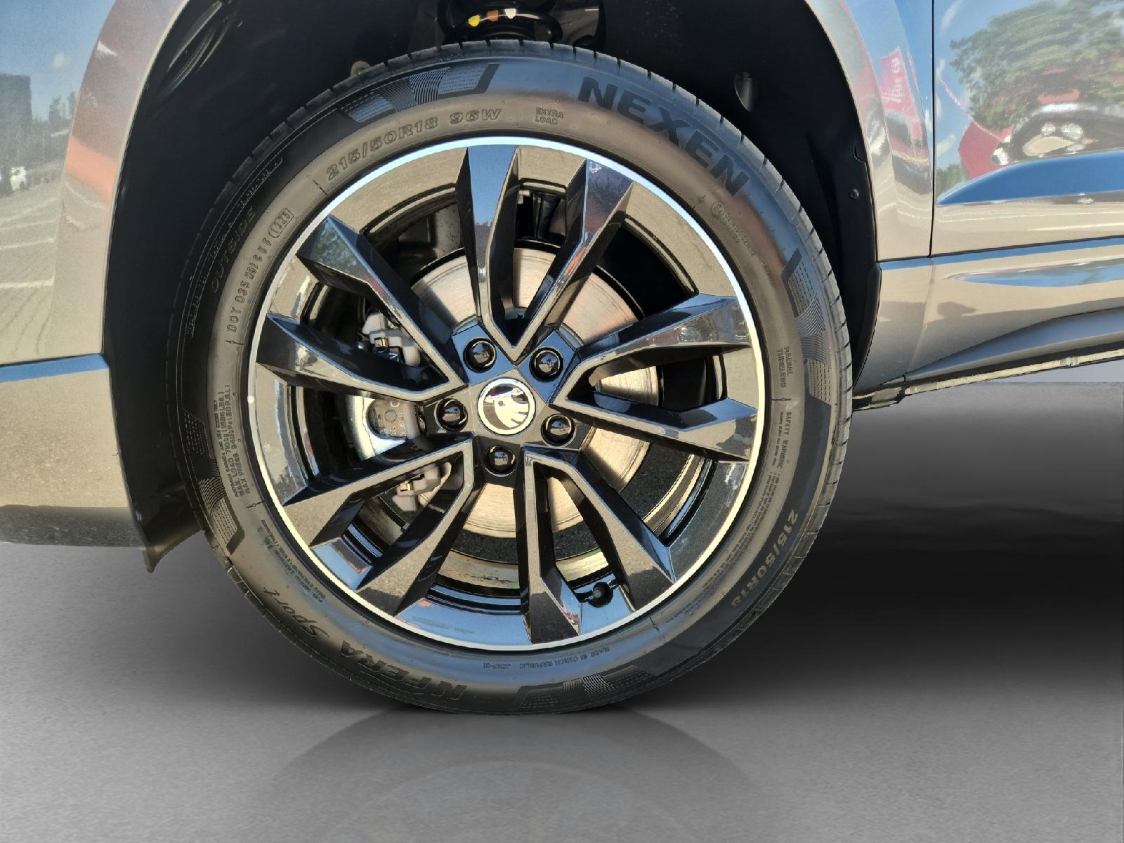 SKODA Karoq 1.5 TSI SportLine DSG *Abstandstempomat*Spurhalte*Totwinkel* 2026-image-11