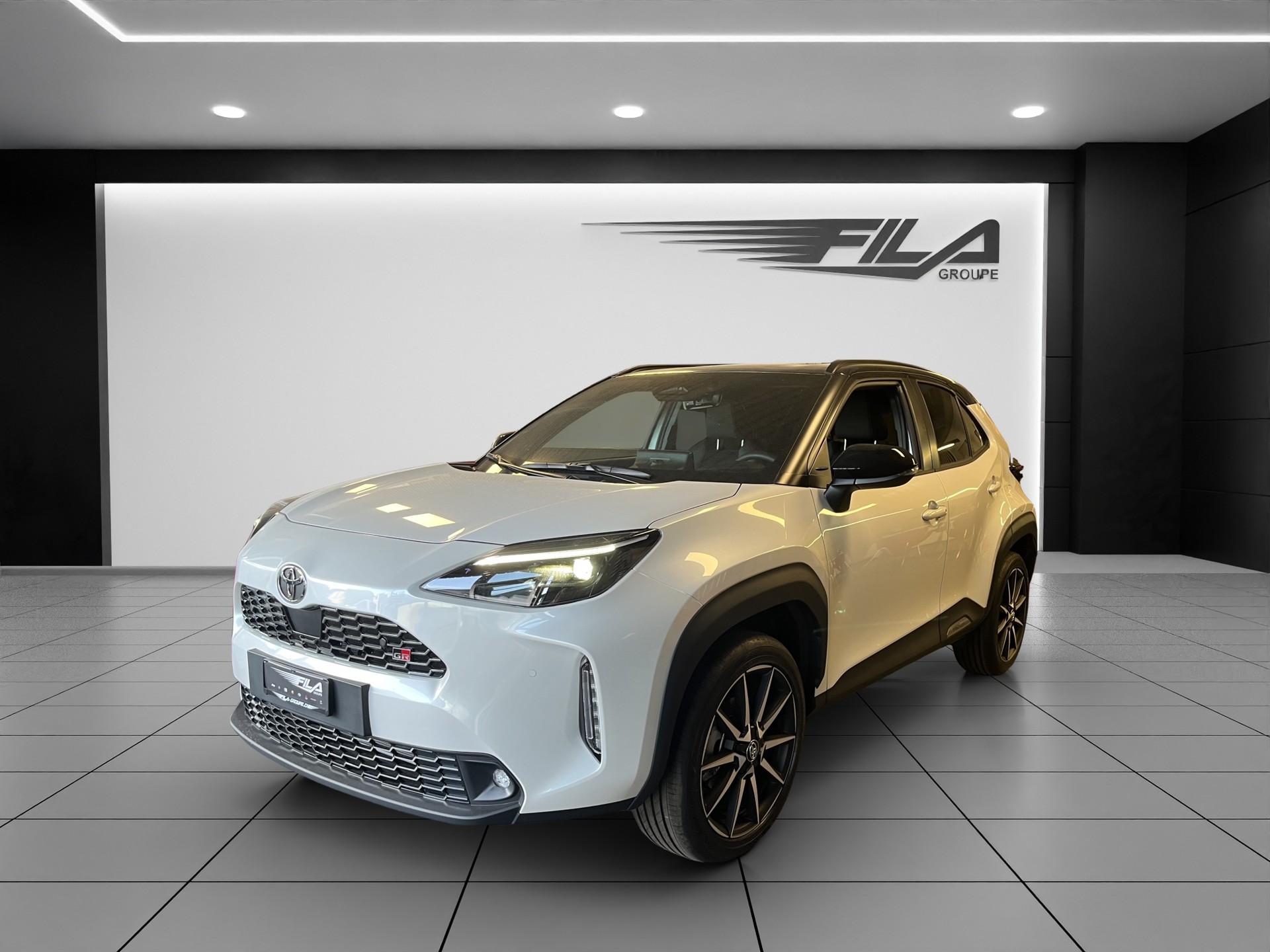 TOYOTA YARIS Cross 1.5 VVT-i HSD GR-showroom-element-1