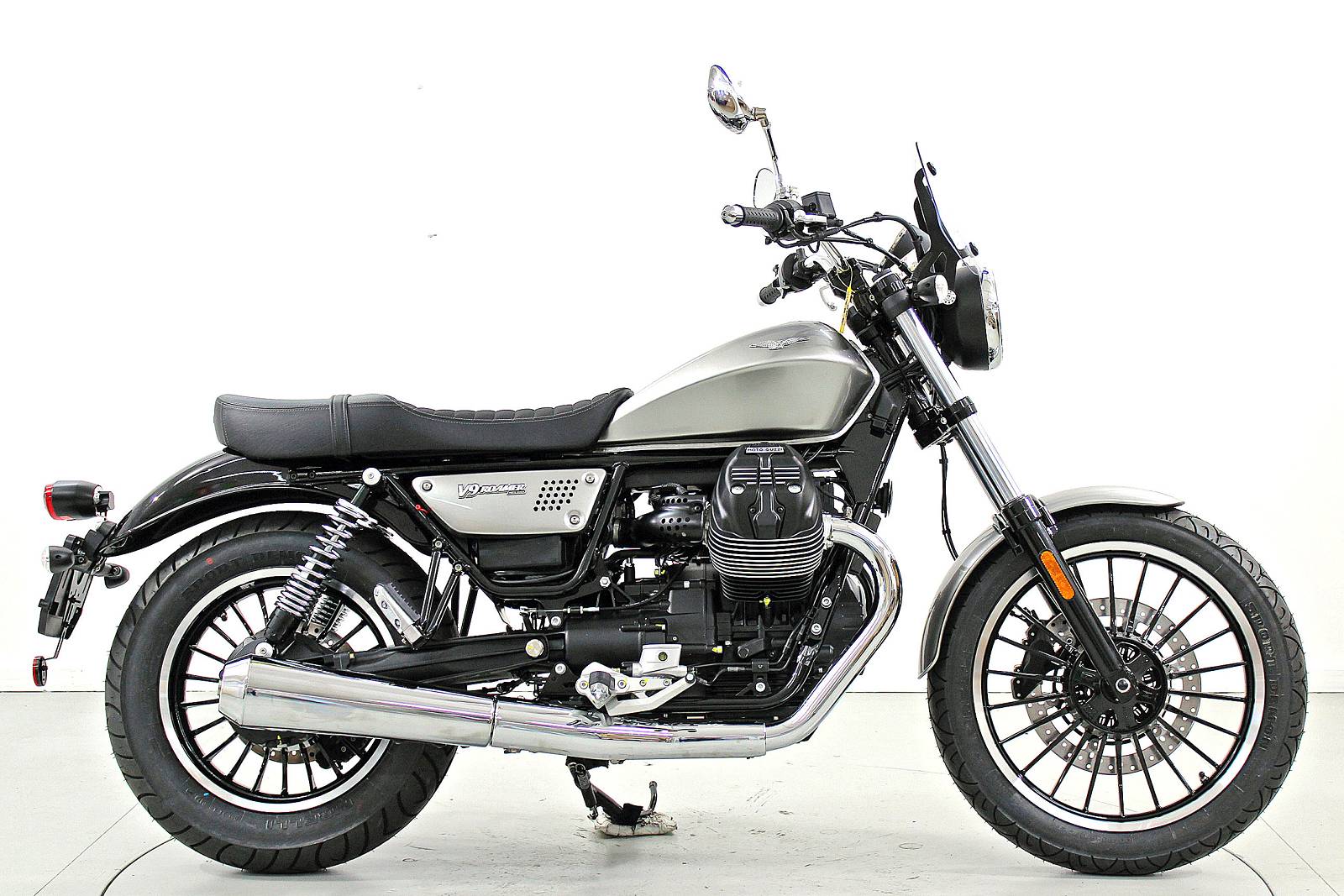 MOTO GUZZI V9 Roamer-image-3