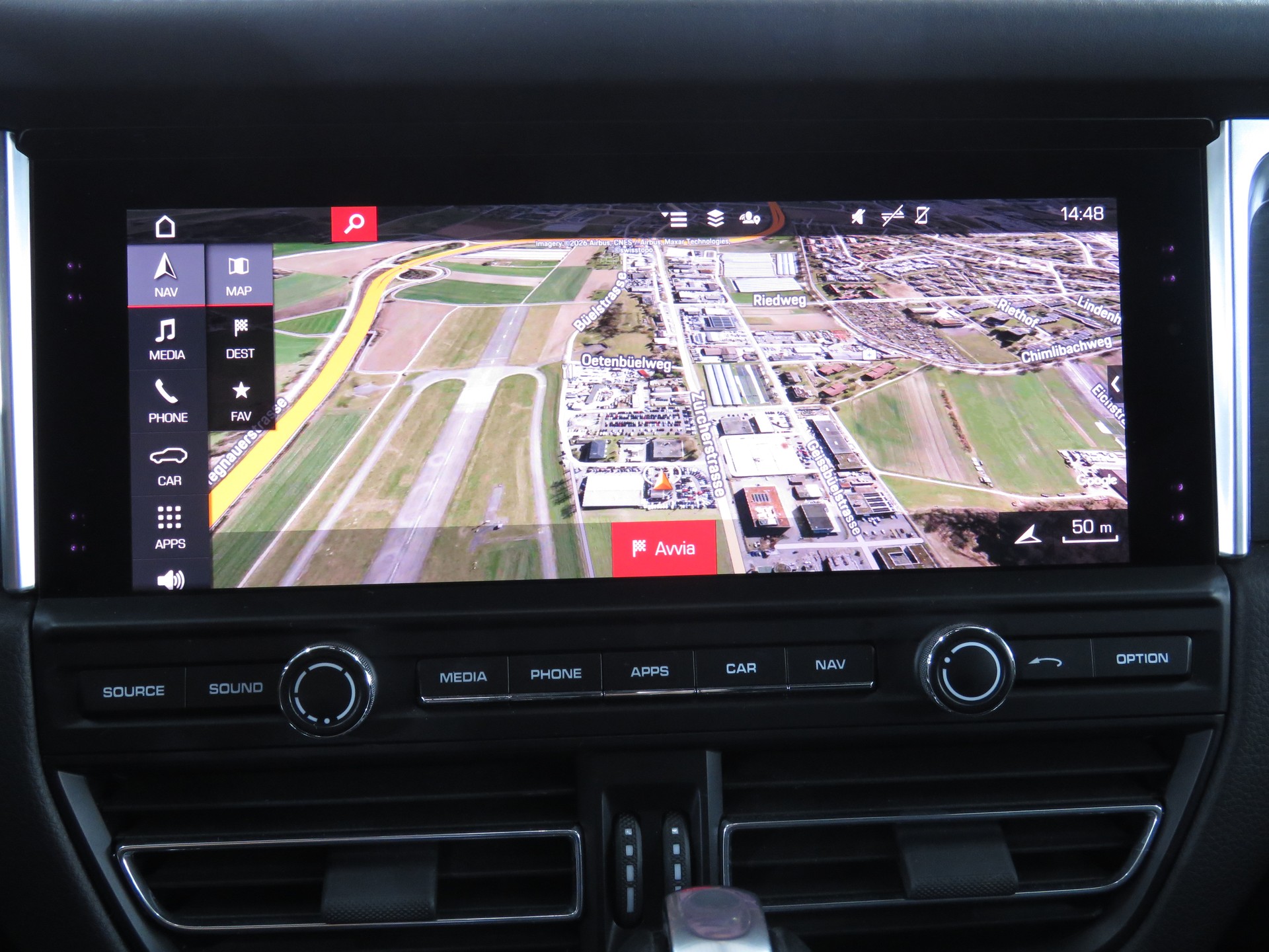 PORSCHE Macan GTS PDK (Automat)-image-16