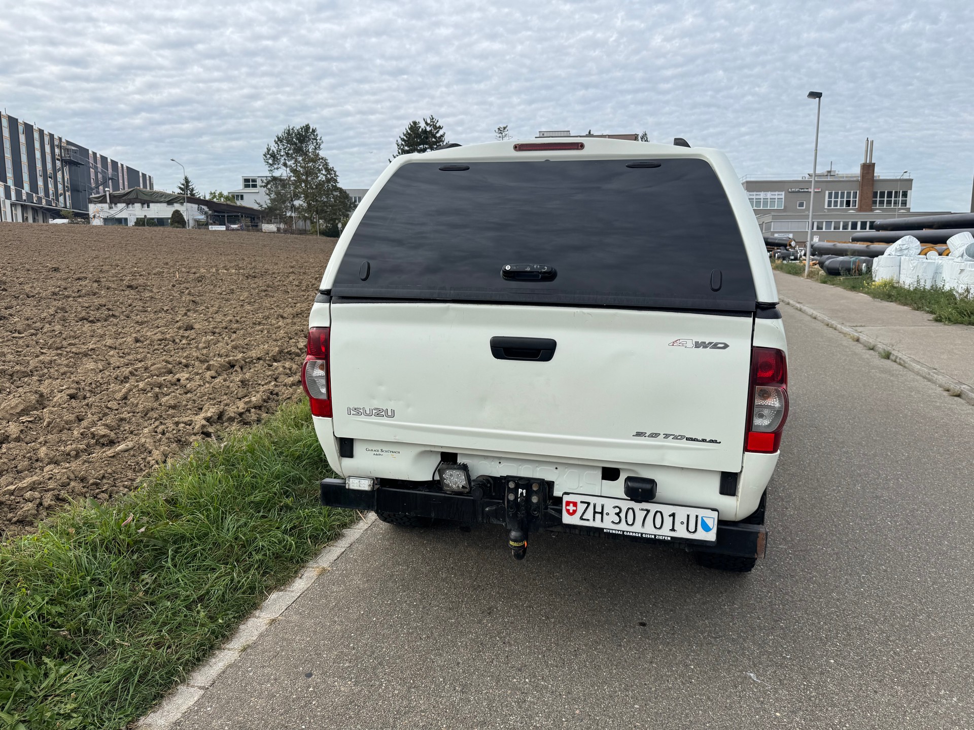 ISUZU D-MAX CrewCab L 3.0 4x4 Country Spezial-image-5