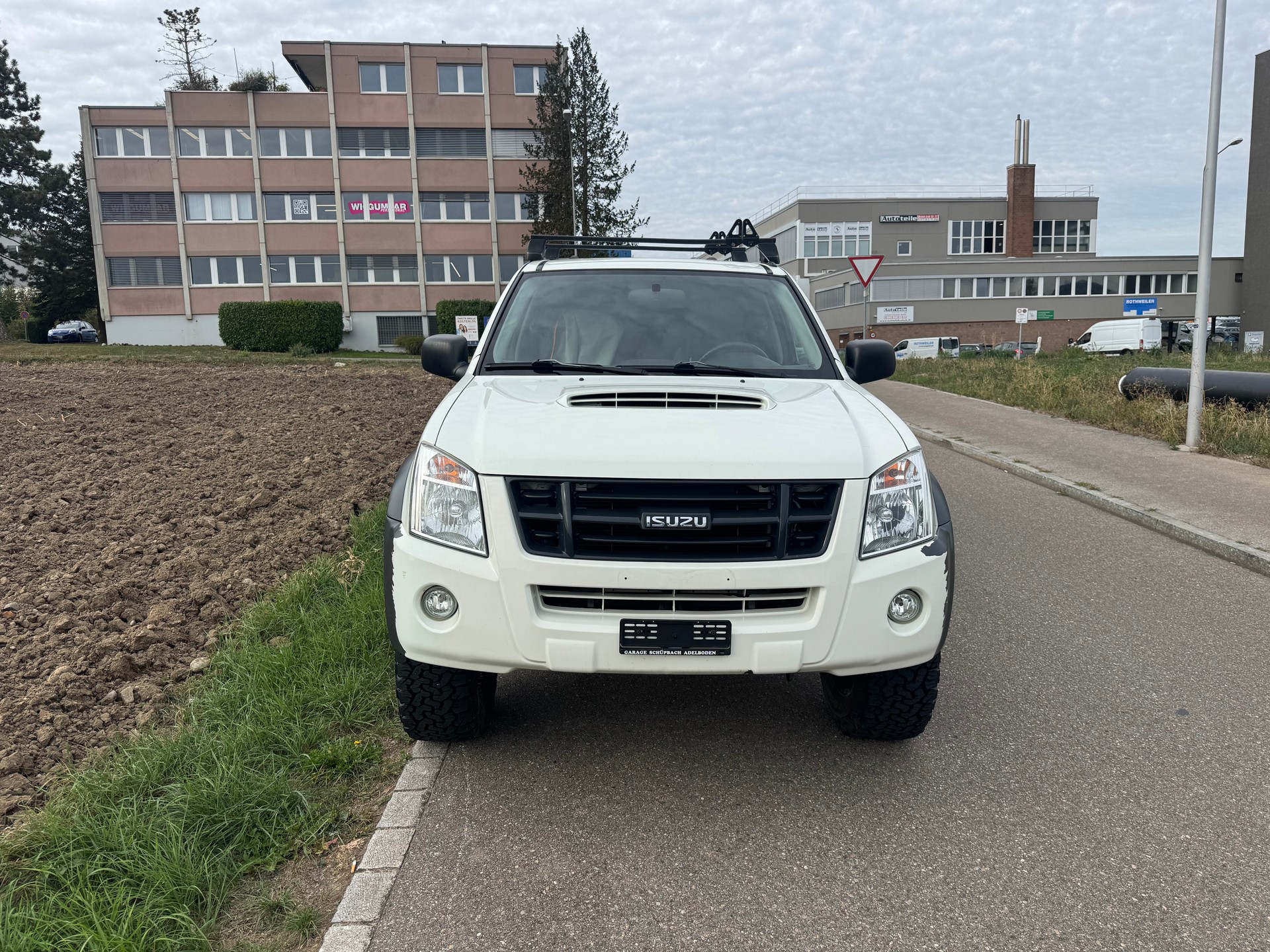 ISUZU D-MAX CrewCab L 3.0 4x4 Country Spezial-image-6