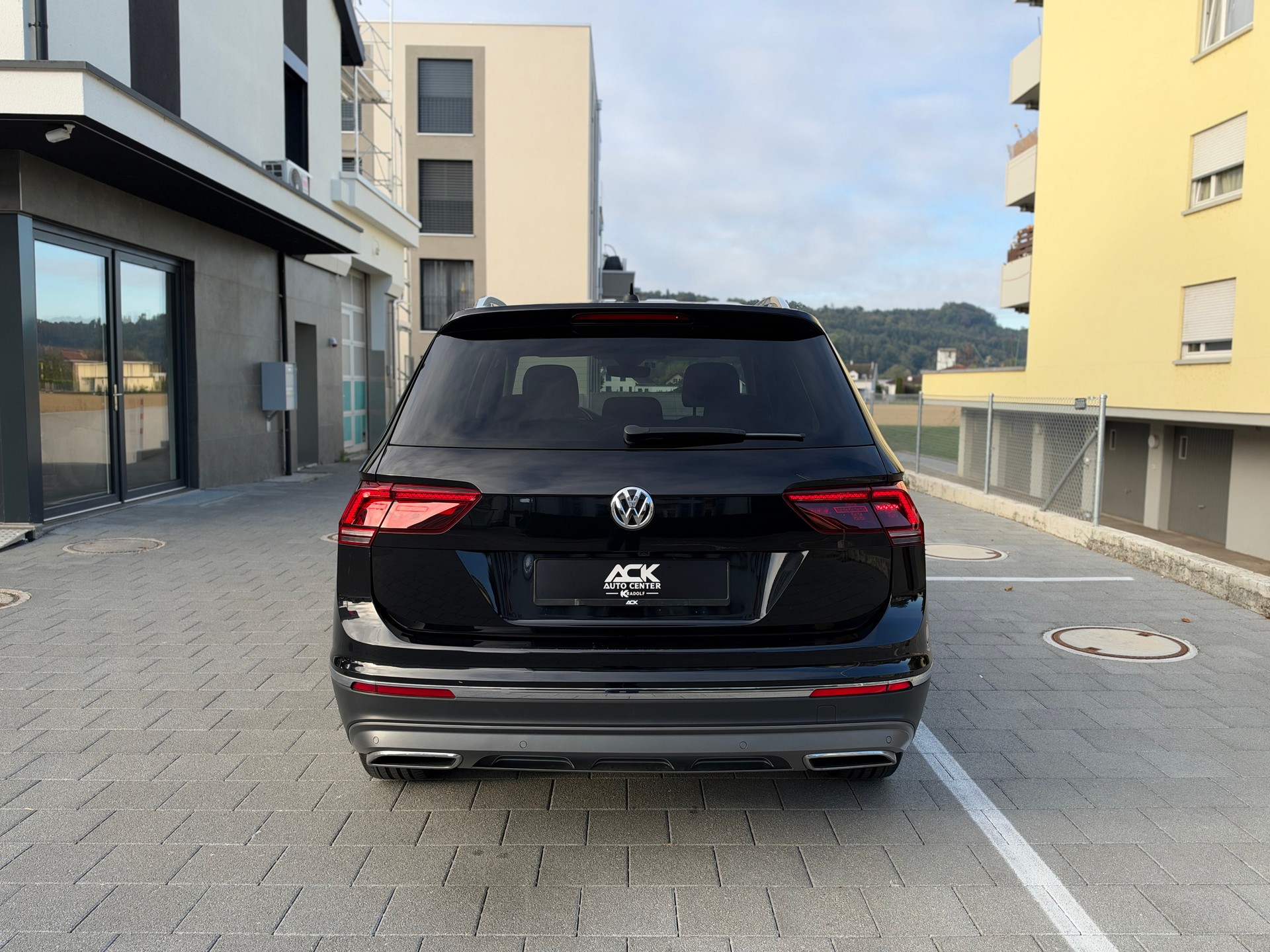 VW Tiguan Allspace 2.0 TDI SCR Highline 4Motion DSG-showroom-element-3