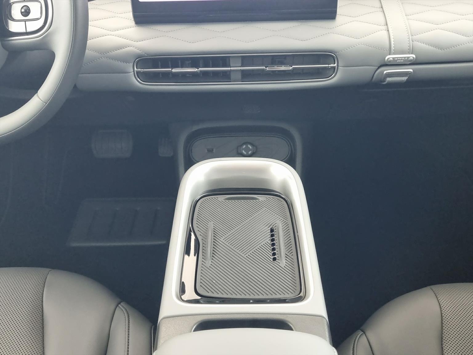 DONGFENG Box Electric Premium Edition-image-9