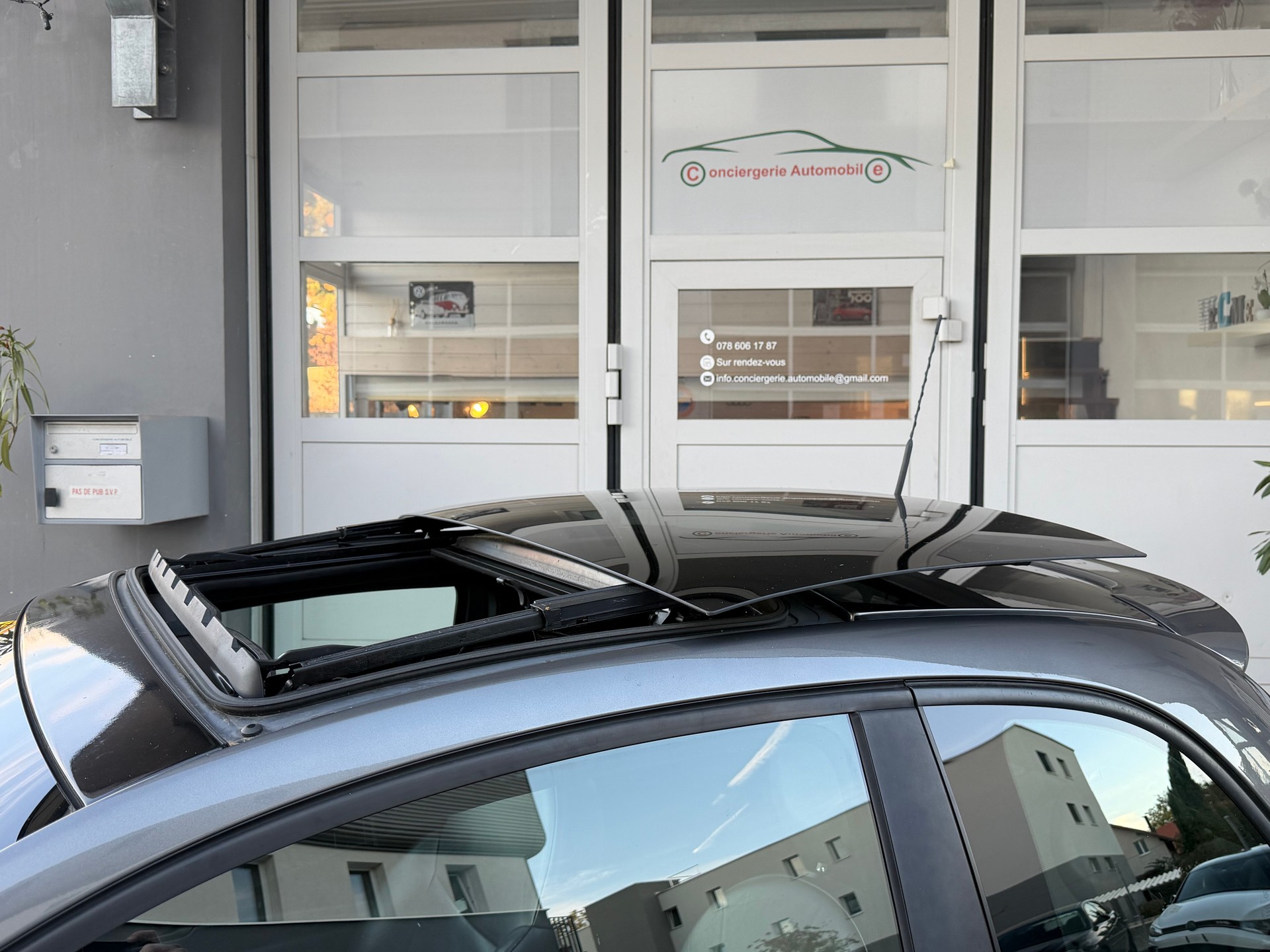 FIAT 500 0.9 Twinair Turbo Lounge automatique / Intérieur cuir / climatisation automatique / toit ouvrant / roues hiver / expertisée-image-8