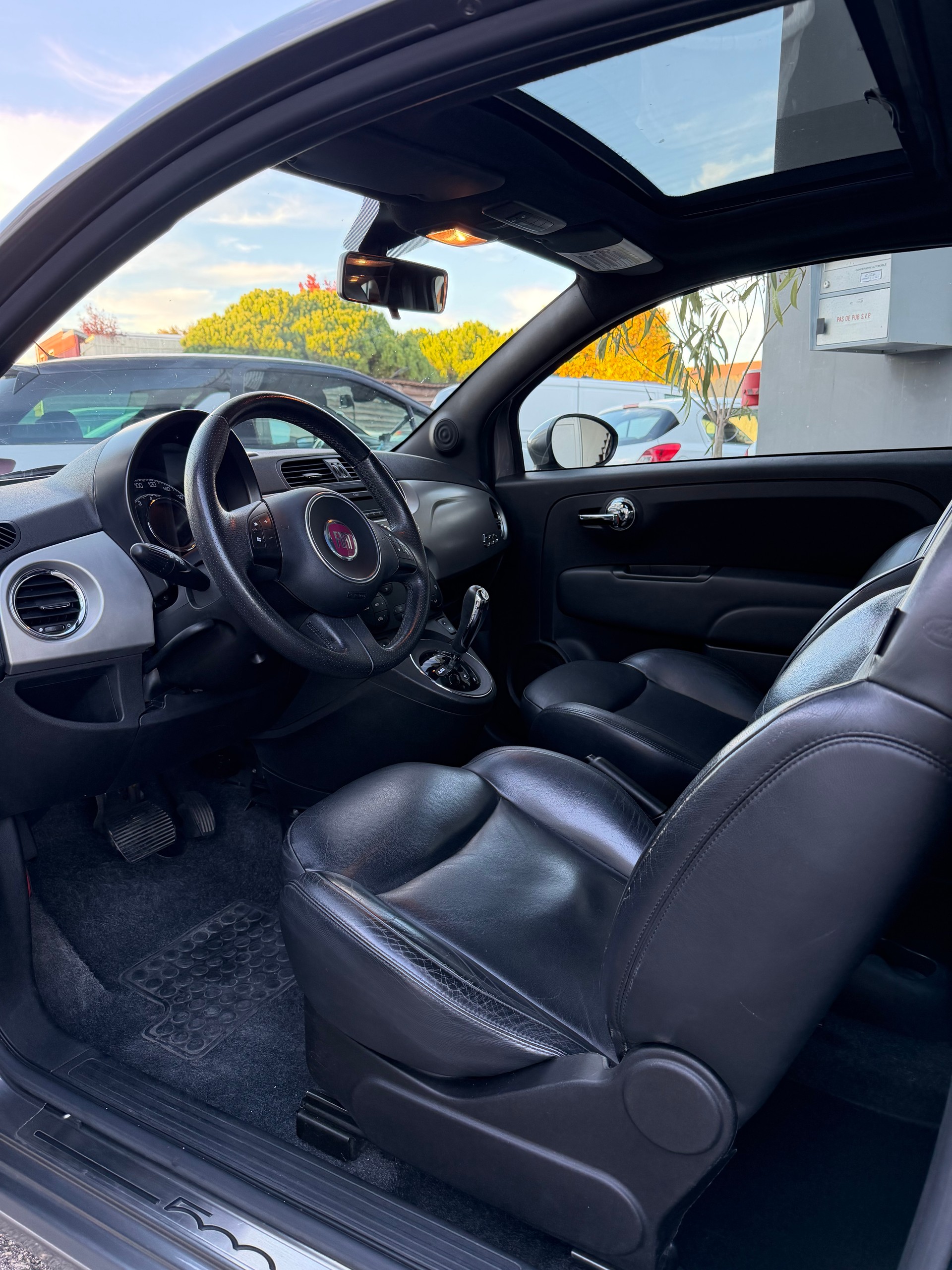FIAT 500 0.9 Twinair Turbo Lounge automatique / Intérieur cuir / climatisation automatique / toit ouvrant / roues hiver / expertisée-image-10