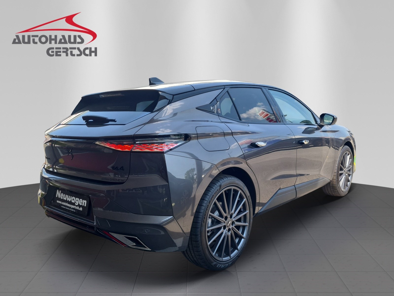 DS AUTOMOBILES DS 4 1.6 Performance Line-showroom-element-1