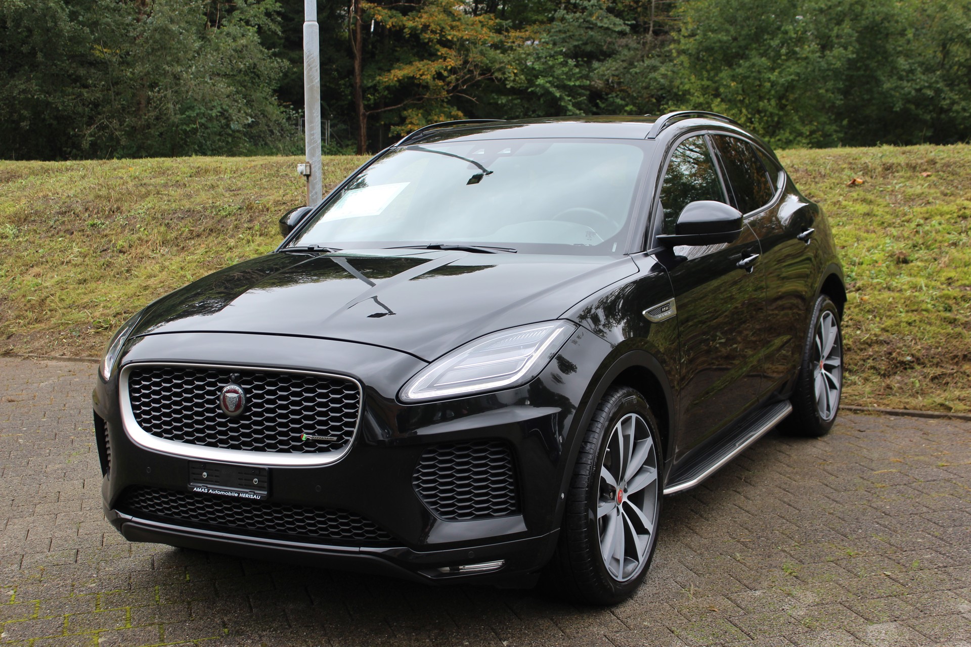 JAGUAR E-Pace 2.0 P300 R-Dynamic HSE AWD Automatik-image-15