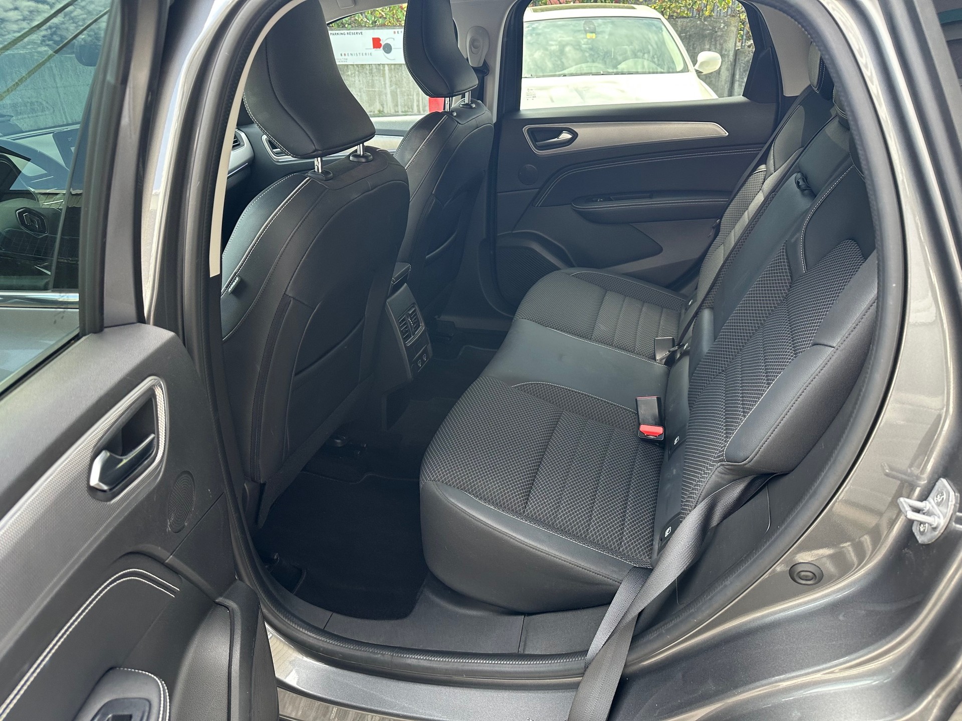 RENAULT Arkana 1.3 TCe Techno EDC-image-5