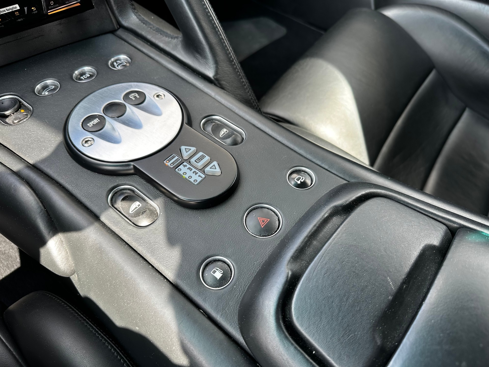 LAMBORGHINI Murciélago 6.2 Coupé-image-14