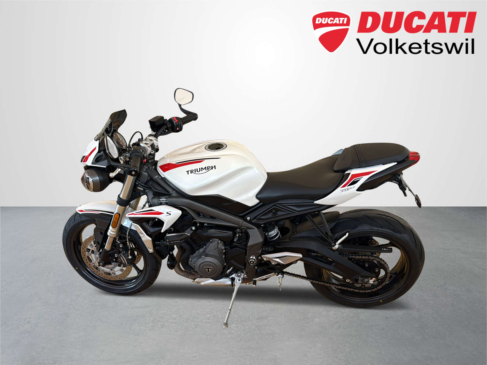 TRIUMPH Street Triple S 660-showroom-element-2