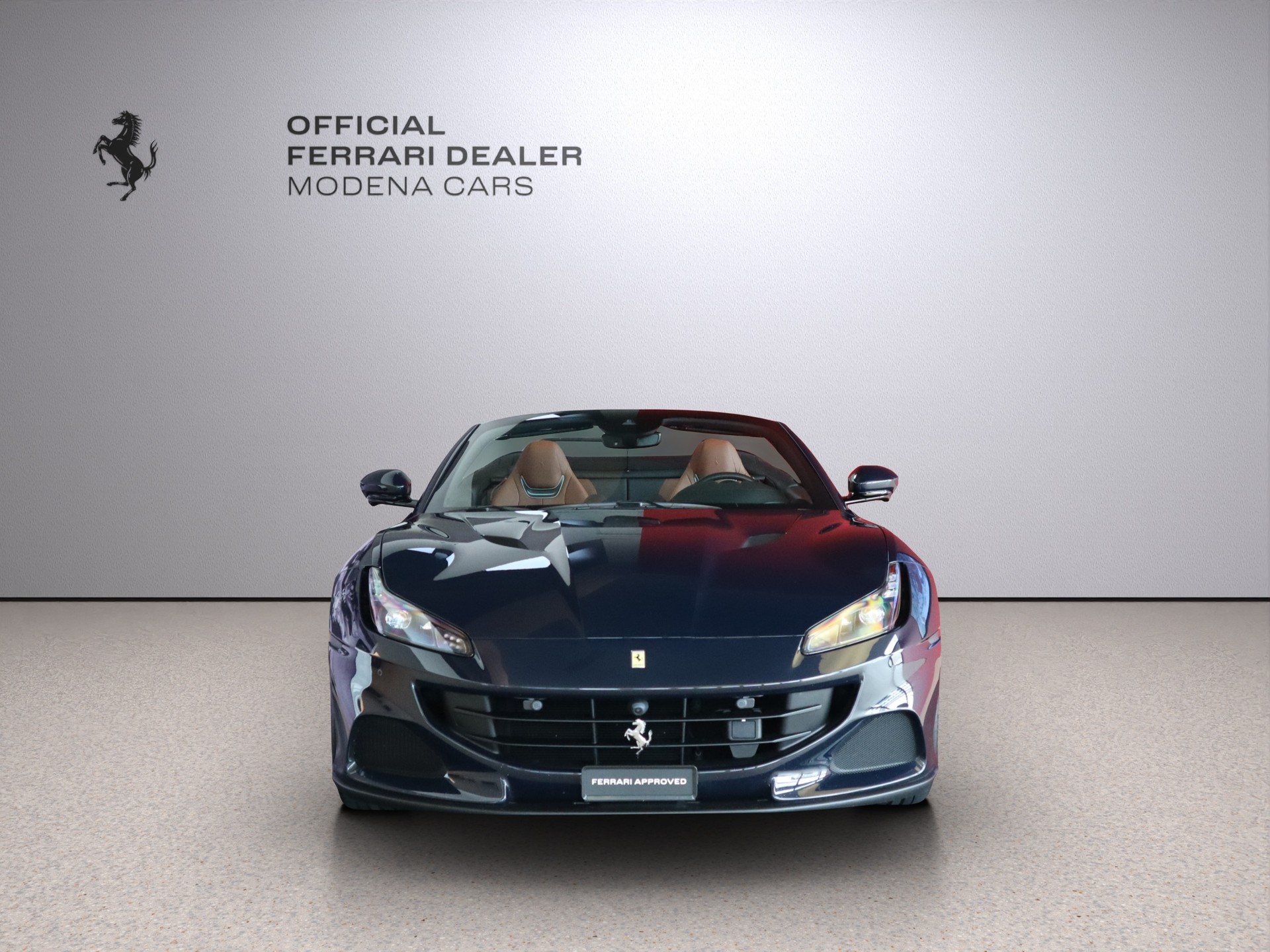 FERRARI Portofino M-image-4