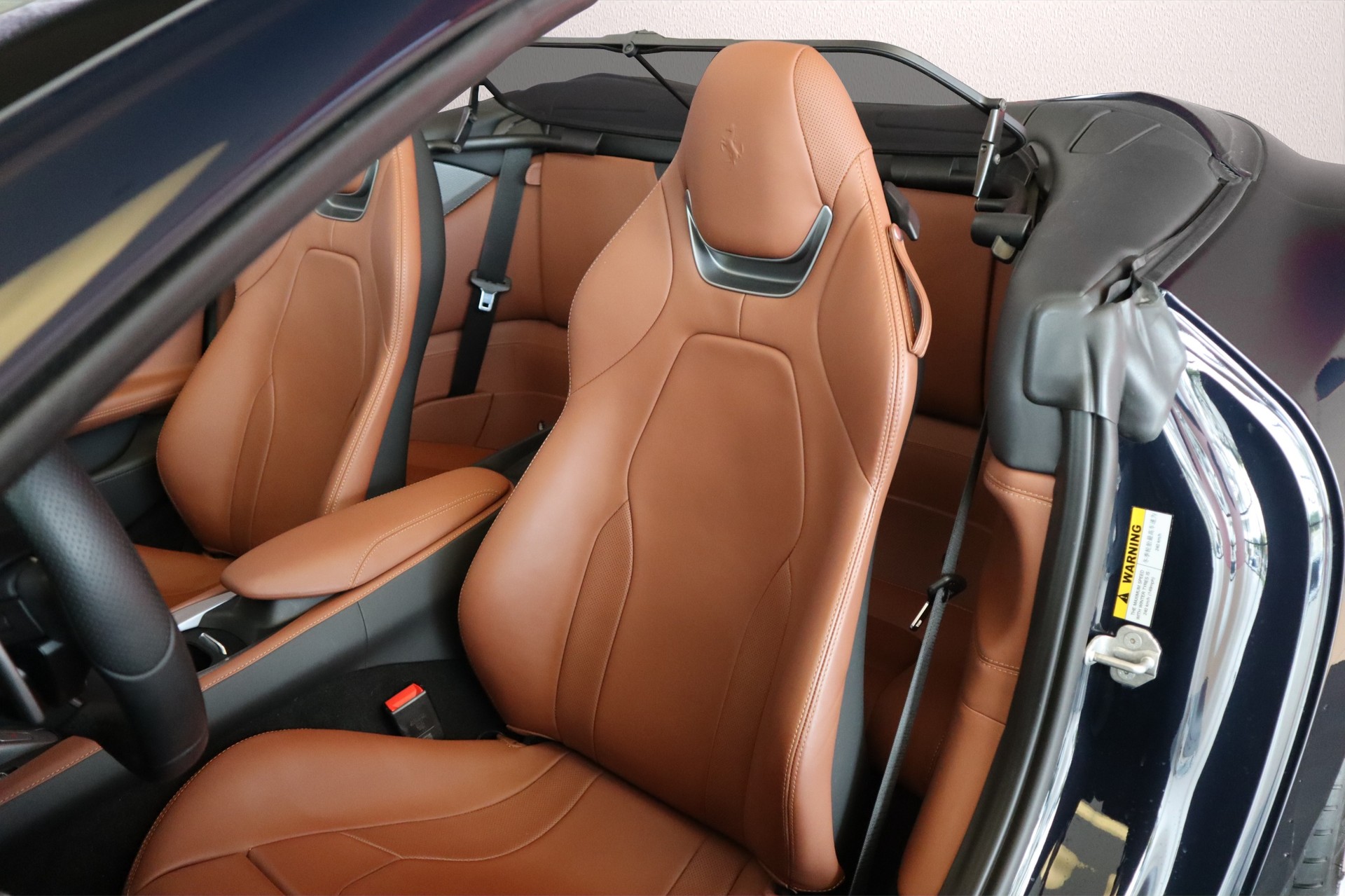 FERRARI Portofino M-image-19