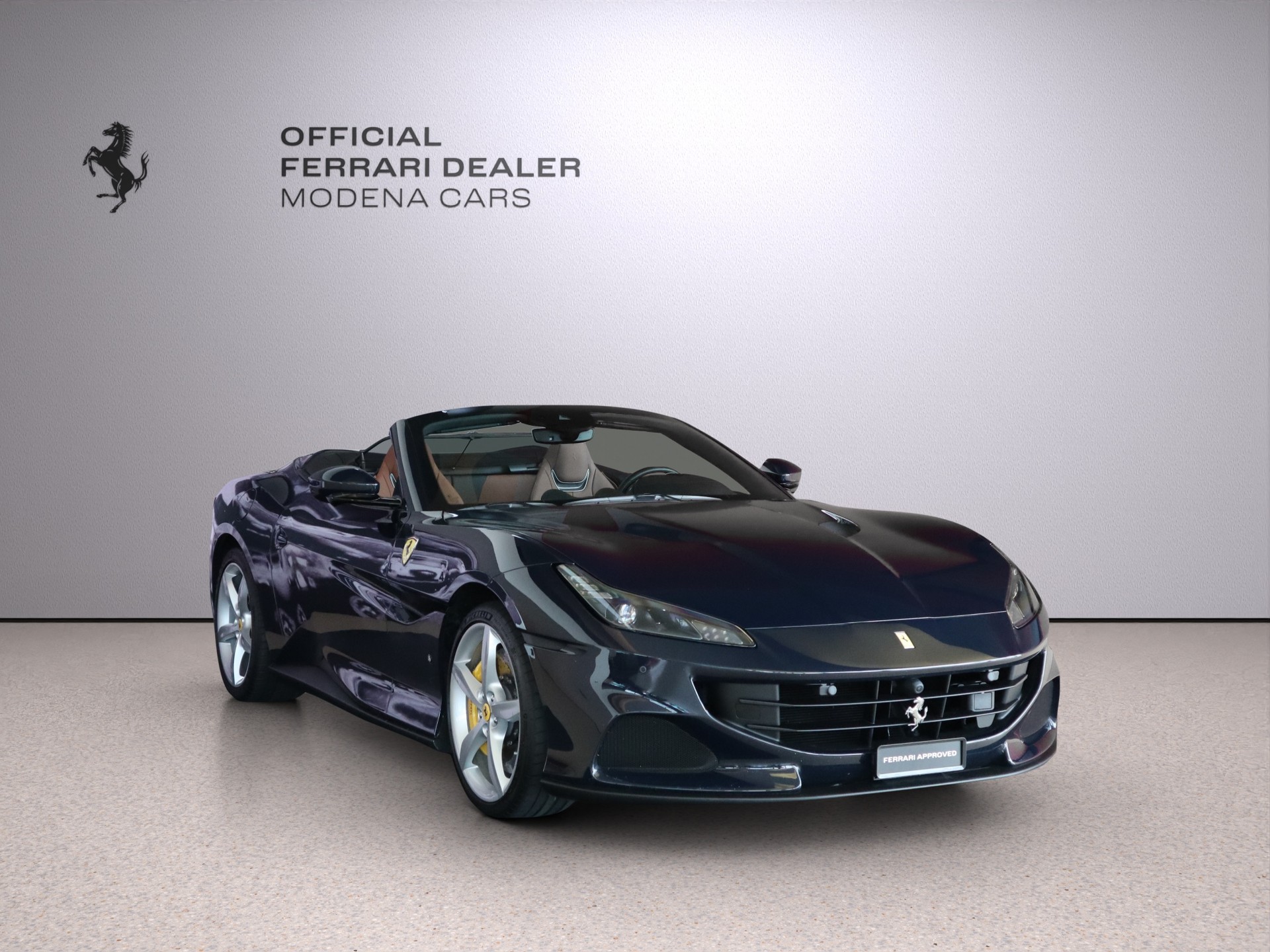 FERRARI Portofino M-image-17