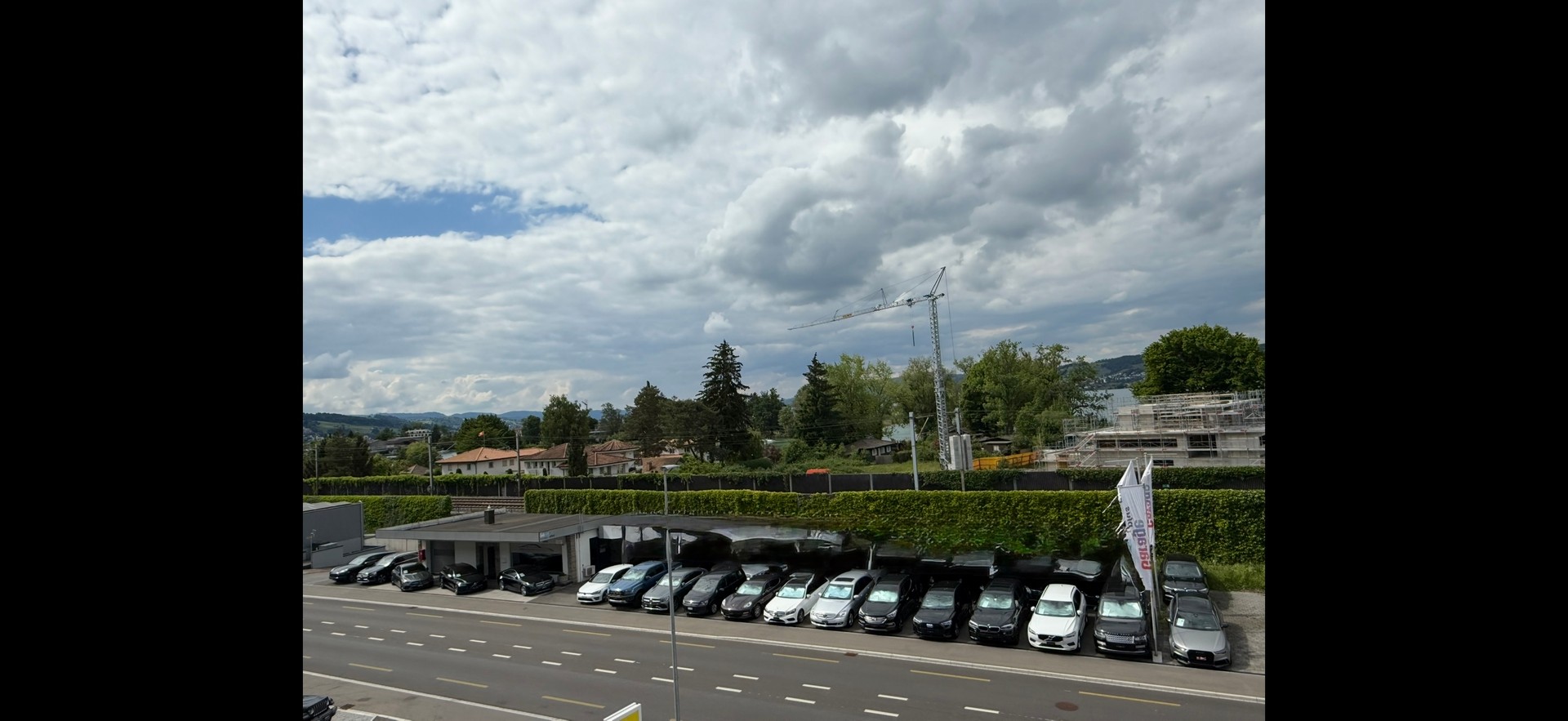 VOLVO S60 2.0T-image-10
