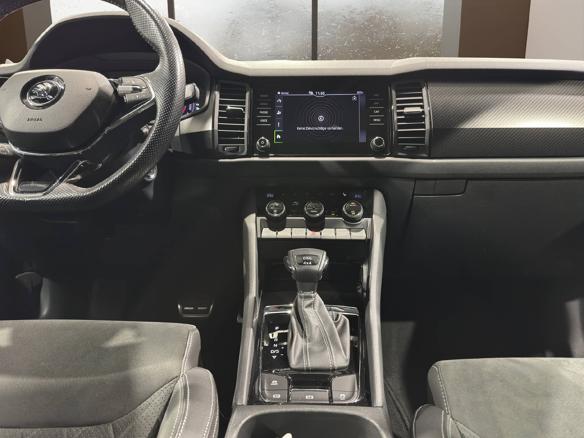 SKODA Kodiaq 2.0 TDI 200 Sportline DSG-image-14