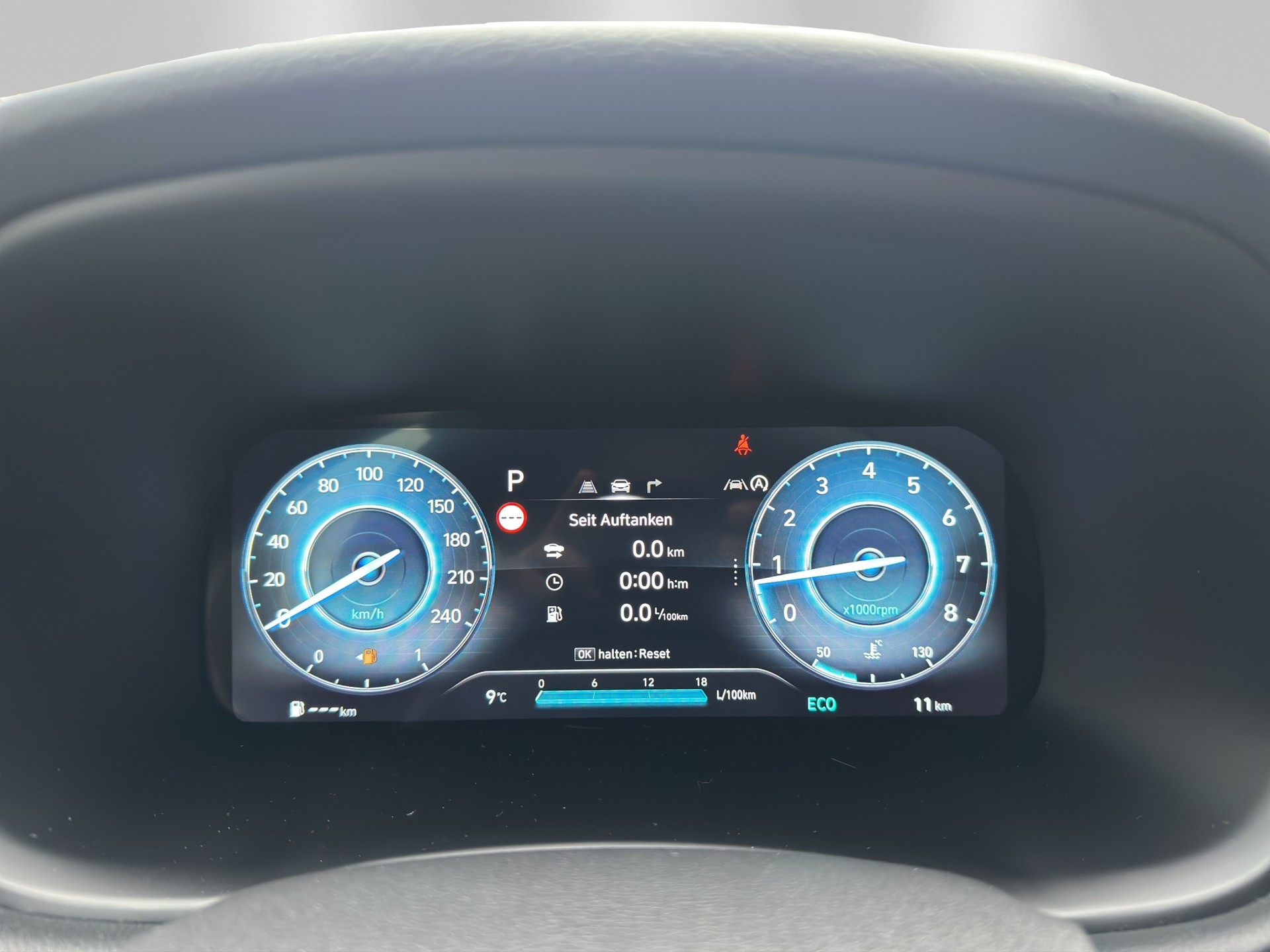 HYUNDAI i30 1.5 T-GDi N Line DCT-image-15