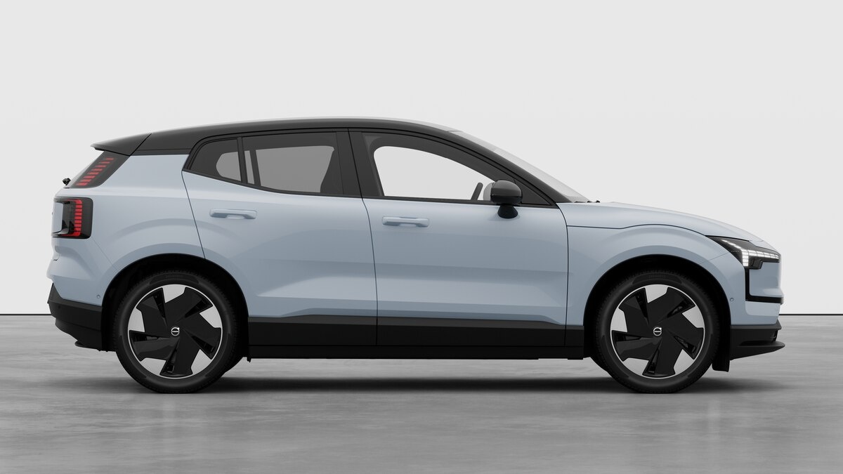 VOLVO EX30 E60 Twin Ultra Performance AWD-image-5