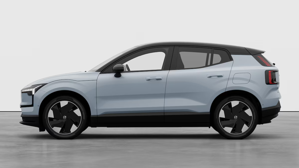 VOLVO EX30 E60 Twin Ultra Performance AWD-image-4