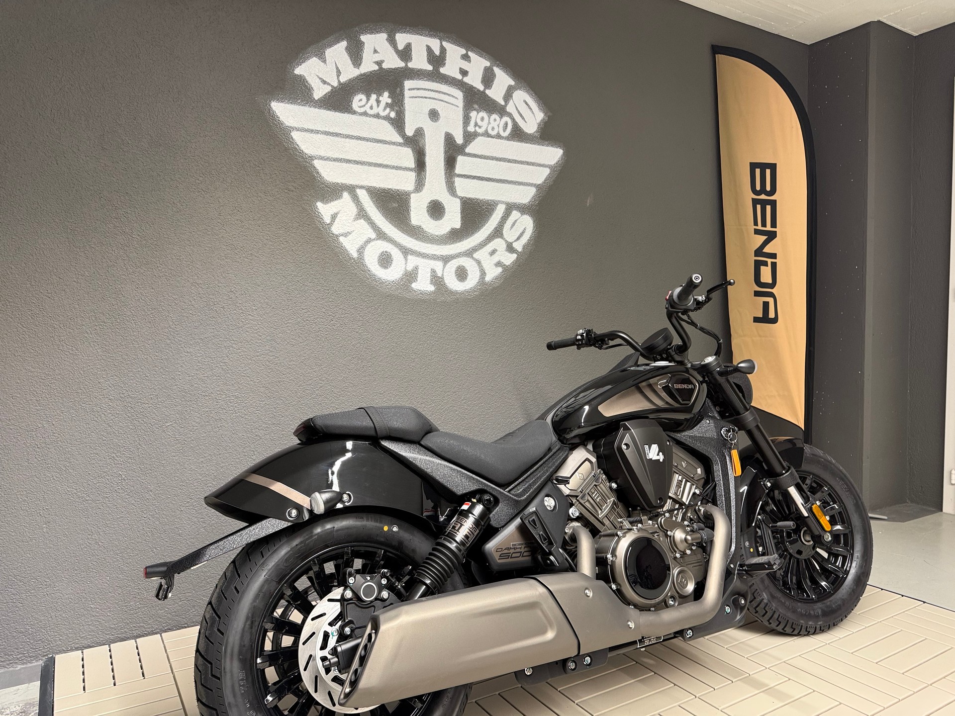 BENDA DARK FLAG 500 COMMANDER-image-5