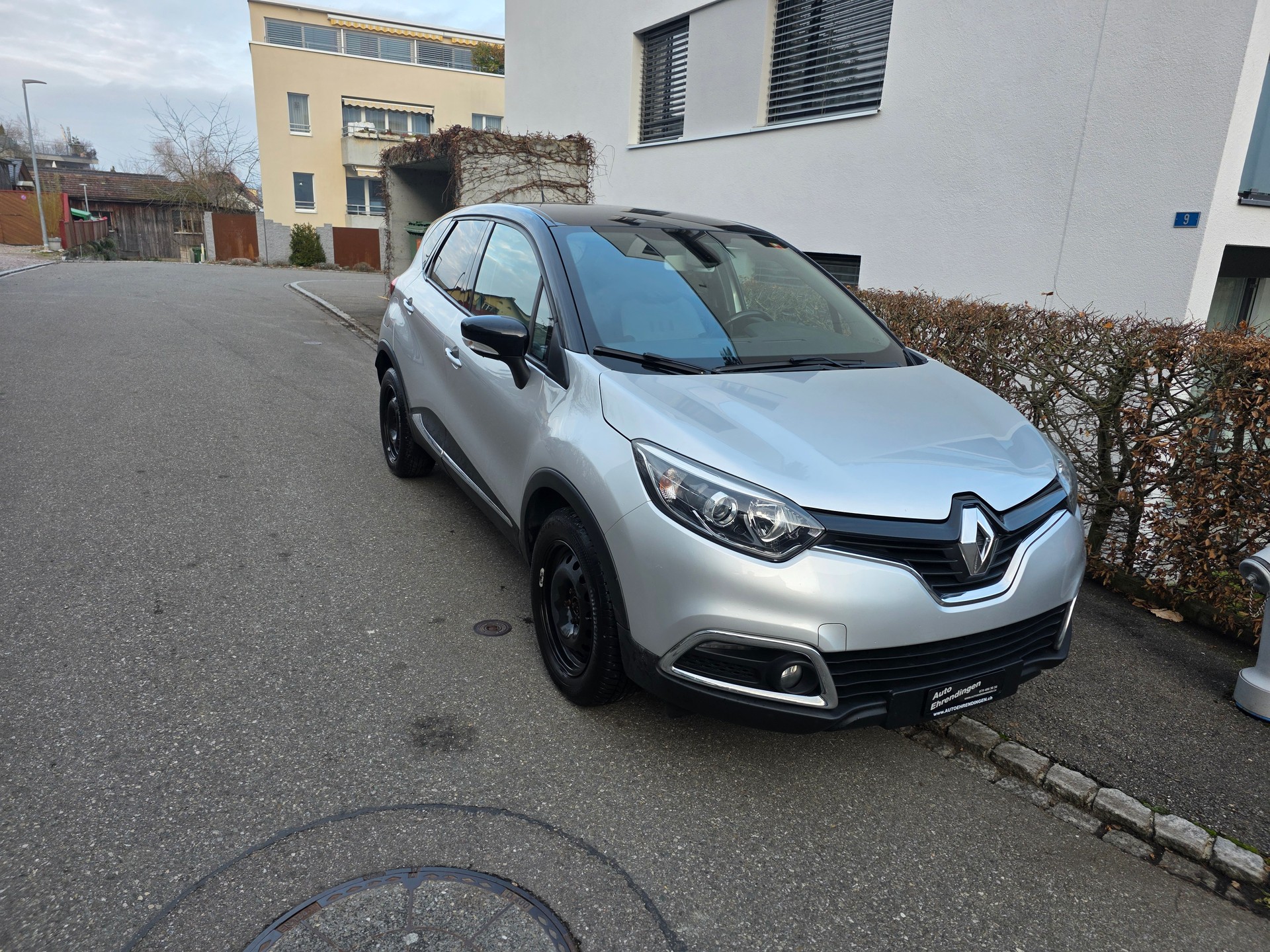 RENAULT Captur 1.5 dCi Intens-image-2