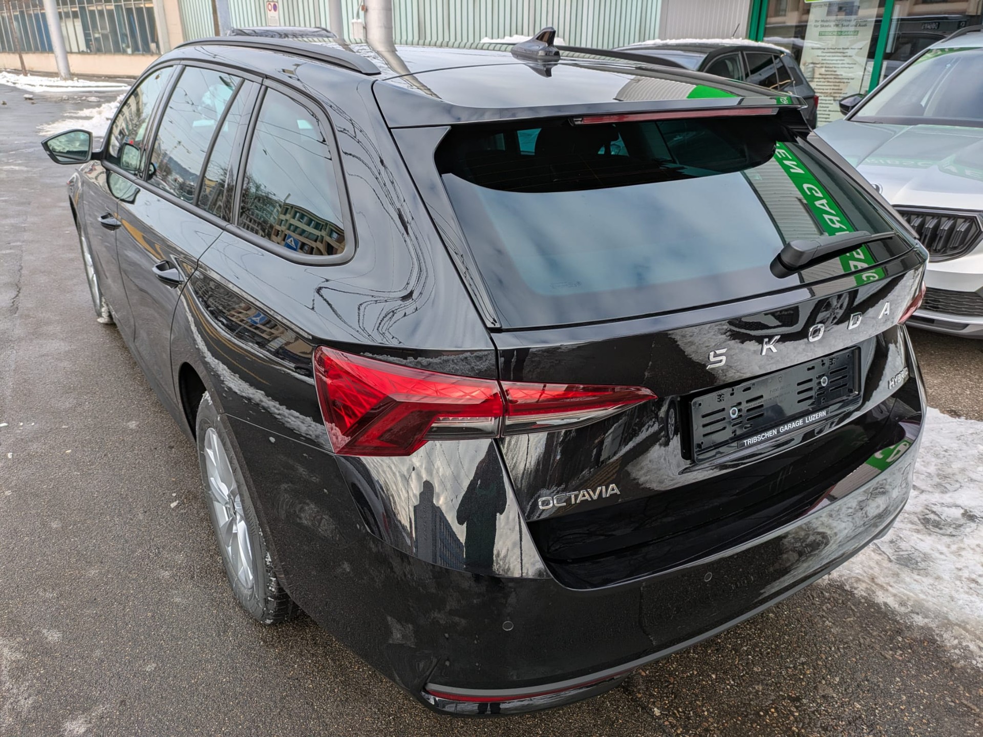 SKODA Octavia Combi 1.5 TSI mHEV DSG Selection-image-8