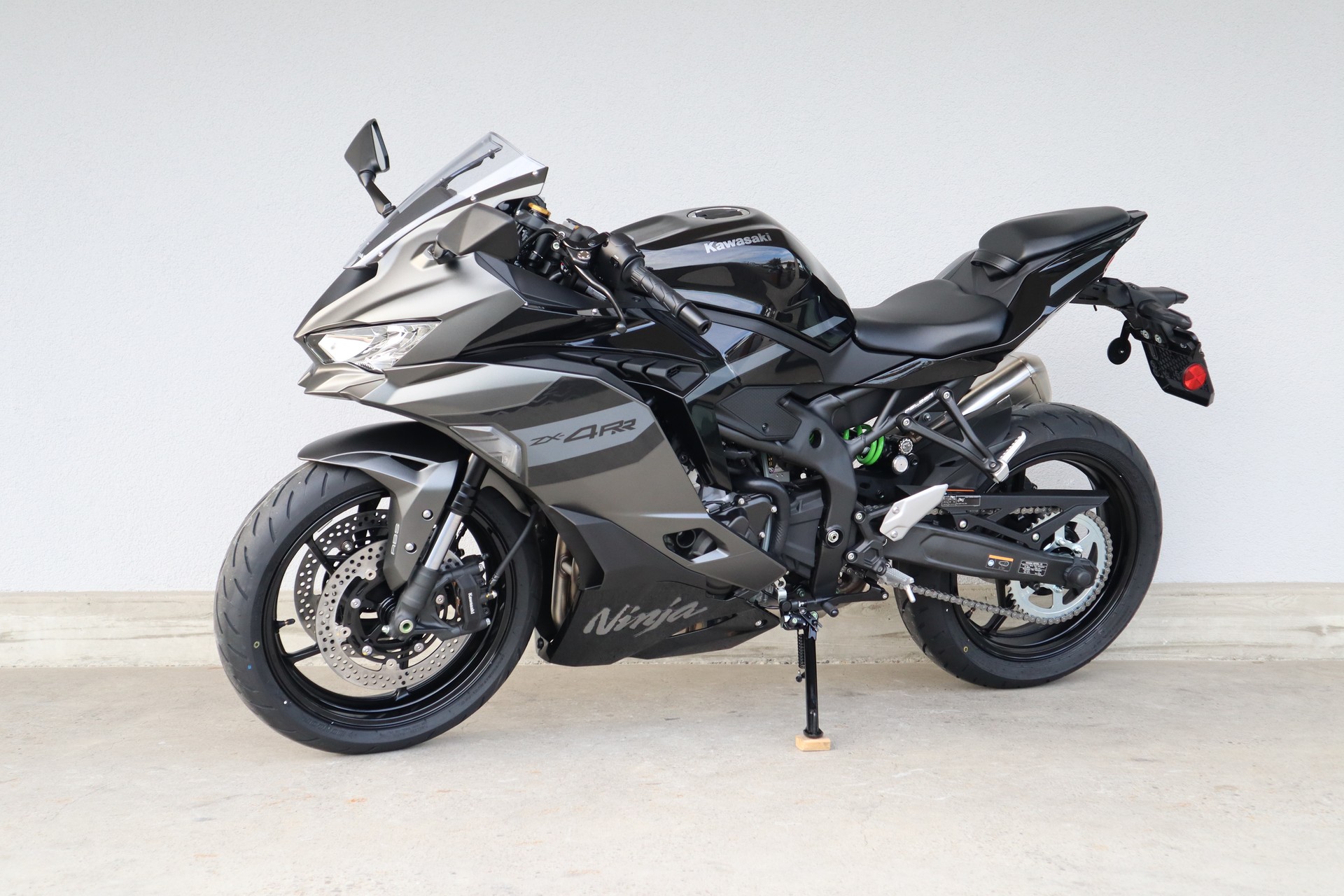 KAWASAKI Ninja ZX-4RR (35 kW)-image-4