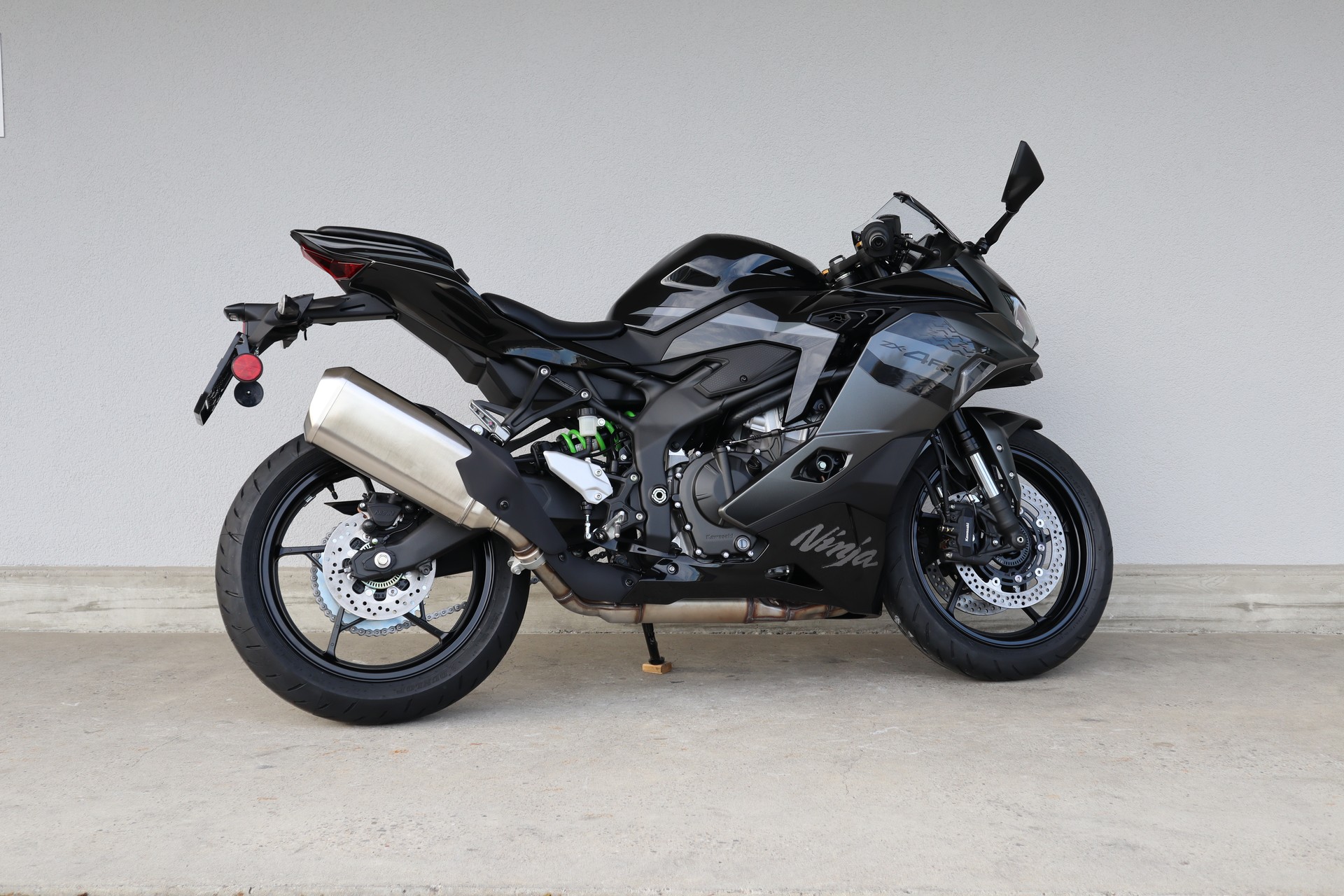 KAWASAKI Ninja ZX-4RR (35 kW)-image-2