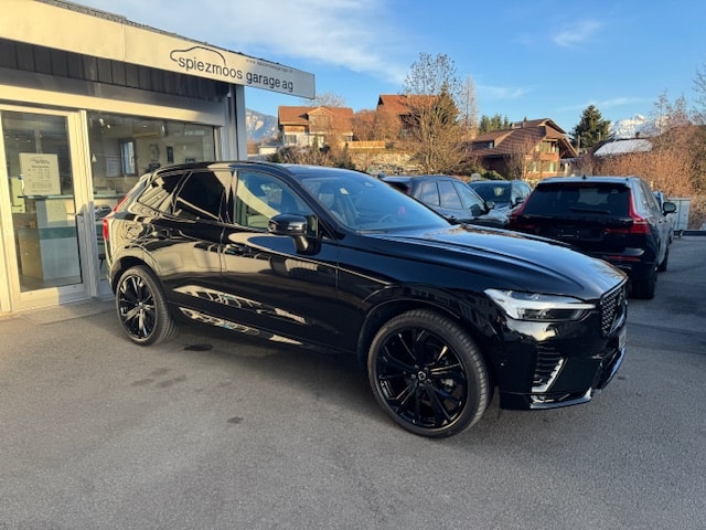 VOLVO XC60 2.0 B5 MH Ultra Black Edition AWD-image-1