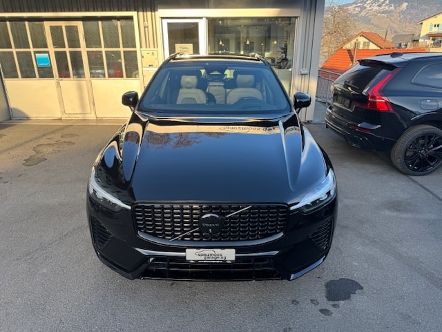 VOLVO XC60 2.0 B5 MH Ultra Black Edition AWD-image-5