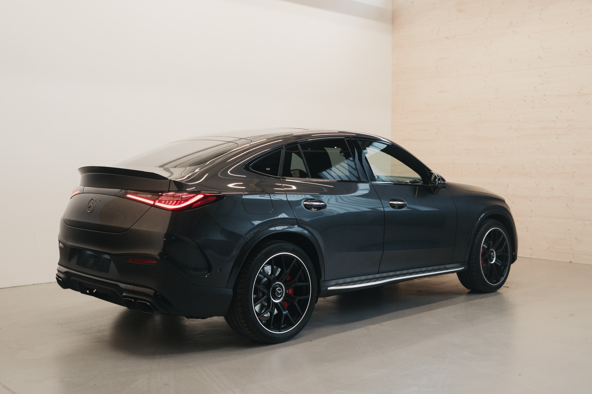 MERCEDES-BENZ GLC Coupé 63 S e AMG Executive Edition 4Matic 9G-Tronic-showroom-element-2